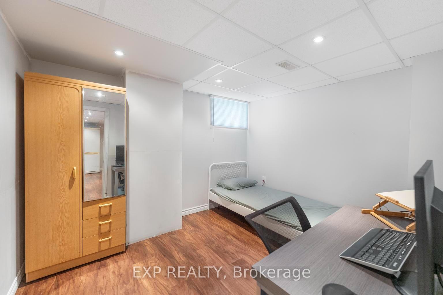 Photo 30 of 1063 Joan Drive, Burlington, LaSalle — HOMEH