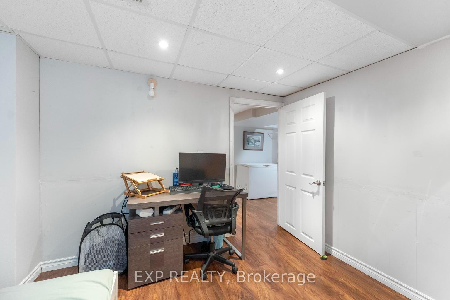 Photo 32 of 1063 Joan Drive, Burlington, LaSalle — HOMEH