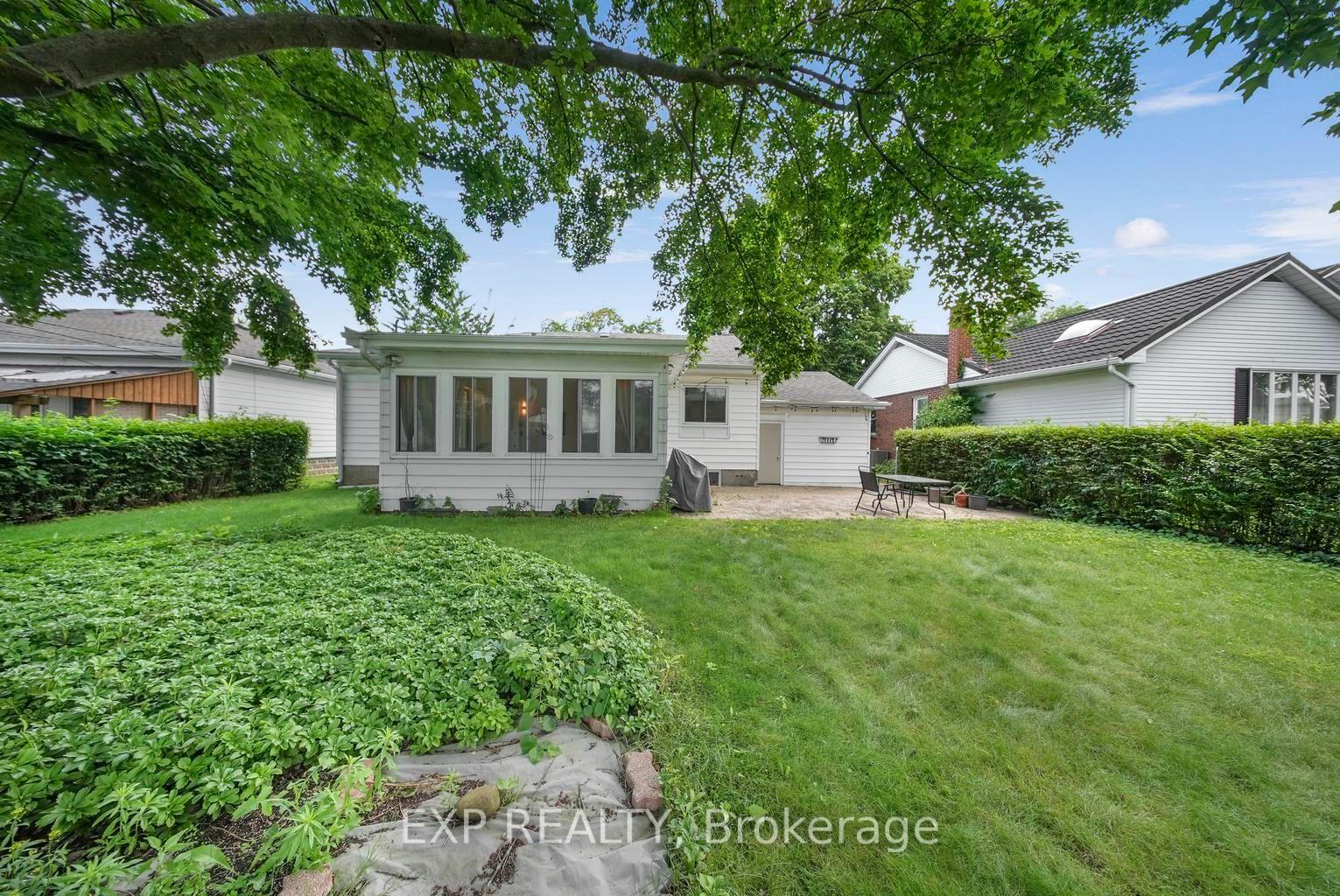Photo 40 of 1063 Joan Drive, Burlington, LaSalle — HOMEH