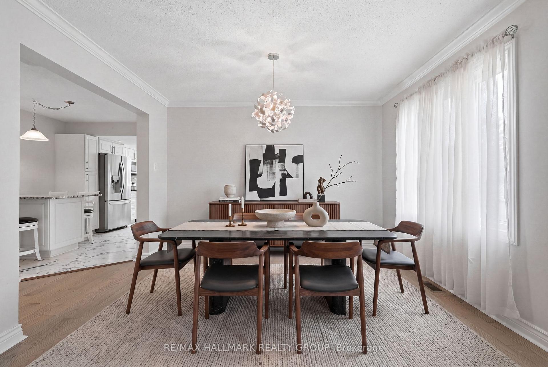 Photo 6 of 30 Rowe Drive, Ottawa, Kanata - Katimavik — HOMEH