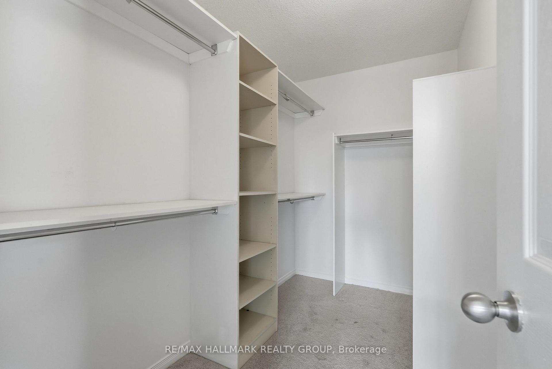 Photo 13 of 30 Rowe Drive, Ottawa, Kanata - Katimavik — HOMEH