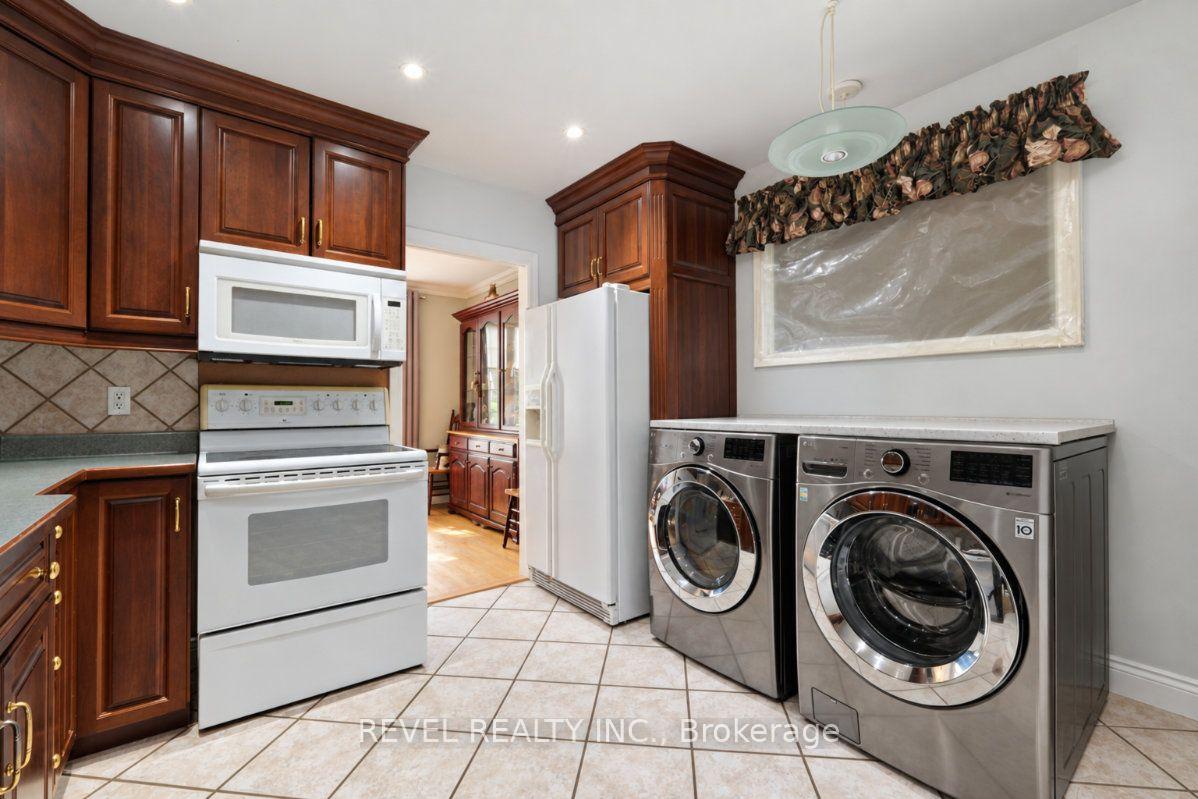 Photo 12 of 2213 Circle Place, Ottawa, Elmvale Acres/Urbandale — HOMEH
