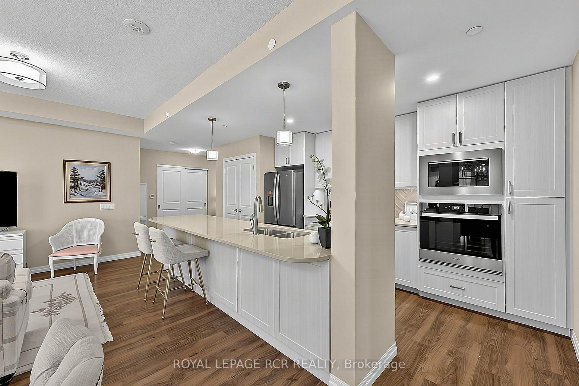 Photo 5 of Unit 318, 460 William Graham Drive, Aurora, Rural Aurora — HOMEH