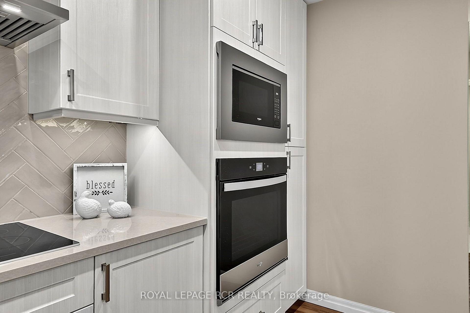 Photo 6 of Unit 318, 460 William Graham Drive, Aurora, Rural Aurora — HOMEH