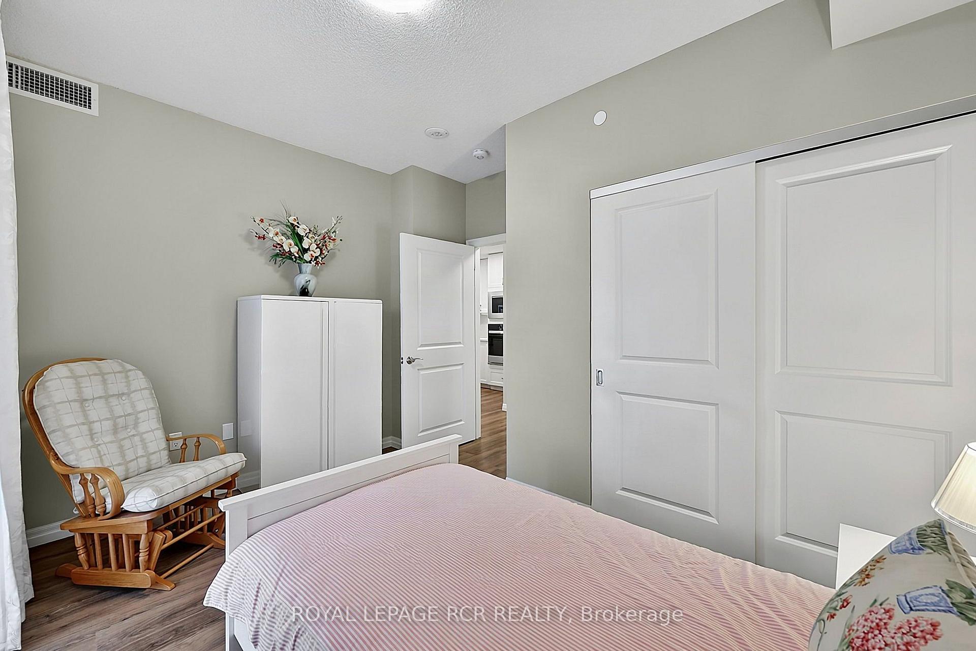Photo 17 of Unit 318, 460 William Graham Drive, Aurora, Rural Aurora — HOMEH