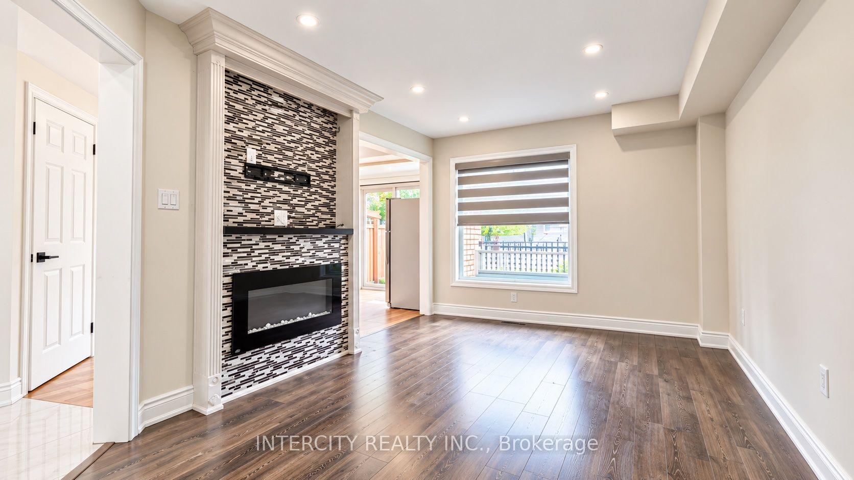 Photo 14 of 159 Moffatt Avenue, Brampton, Fletcher's West — HOMEH