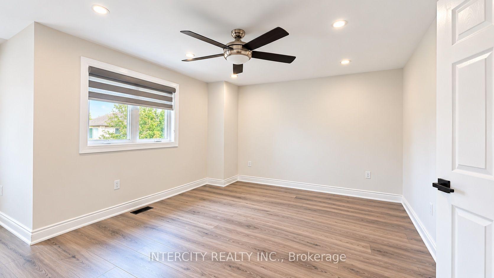 Photo 20 of 159 Moffatt Avenue, Brampton, Fletcher's West — HOMEH
