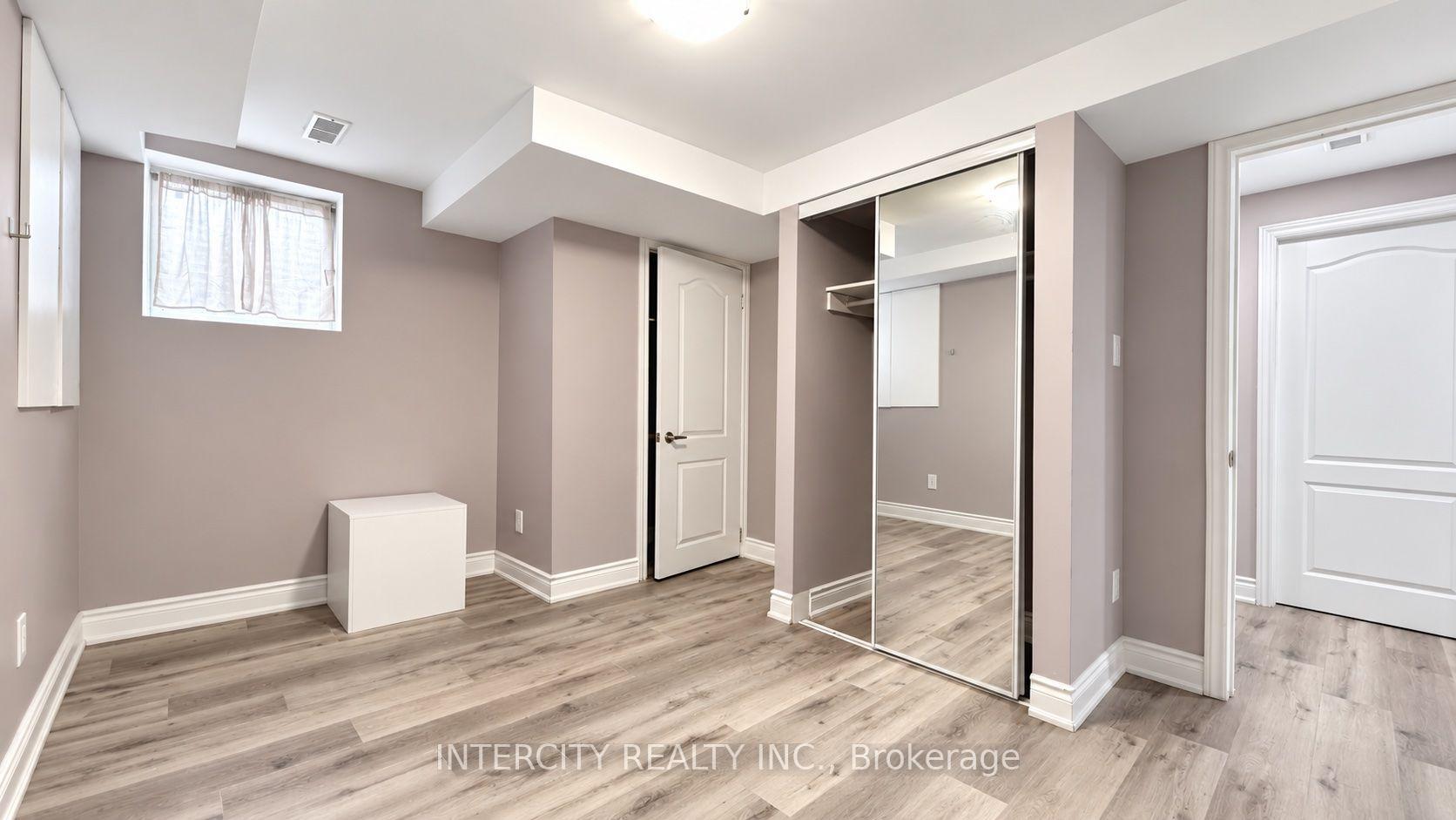 Photo 32 of 159 Moffatt Avenue, Brampton, Fletcher's West — HOMEH
