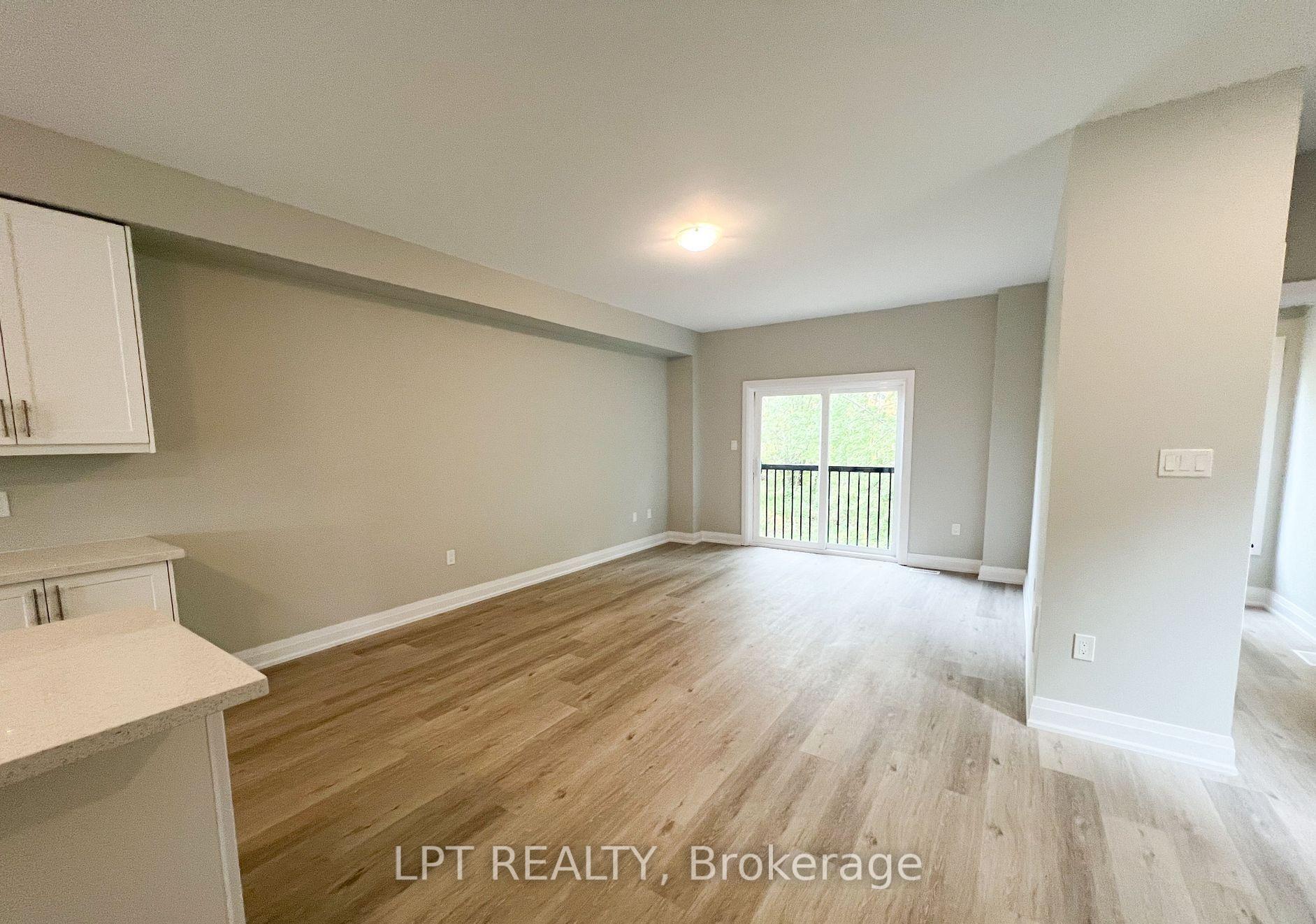 Photo 4 of 1482 Purchase Pl, Innisfil, Lefroy — HOMEH