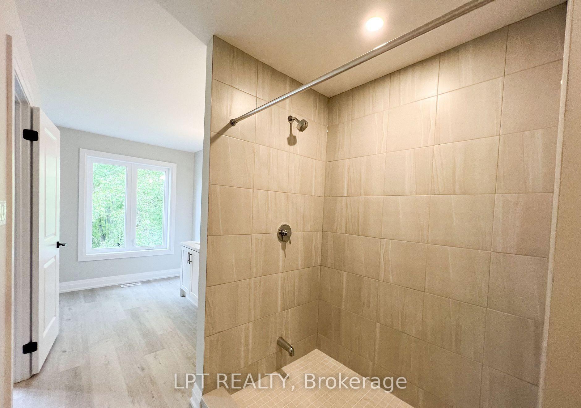 Photo 8 of 1482 Purchase Pl, Innisfil, Lefroy — HOMEH