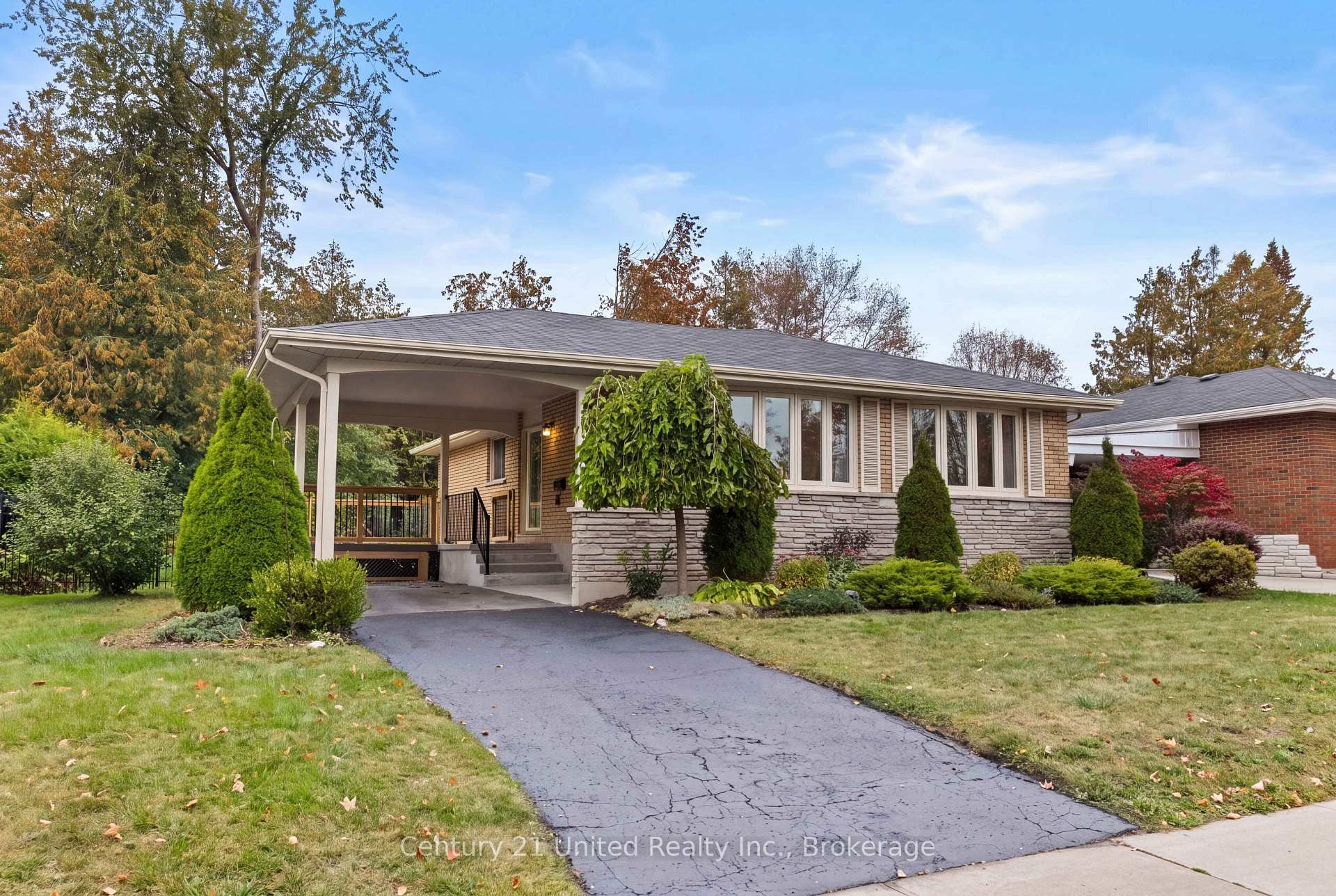 Photo of 1203 Royal Drive