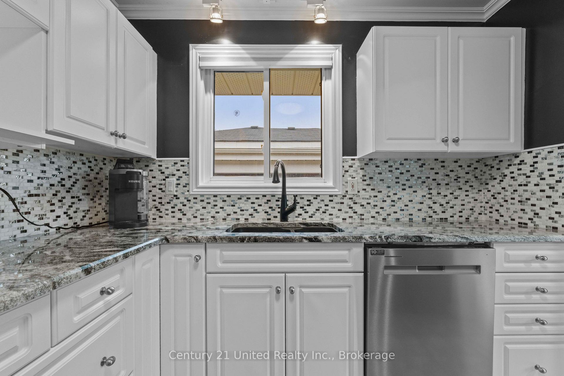 Photo 16 of 1203 Royal Drive, Peterborough, Northcrest Ward 5 — HOMEH