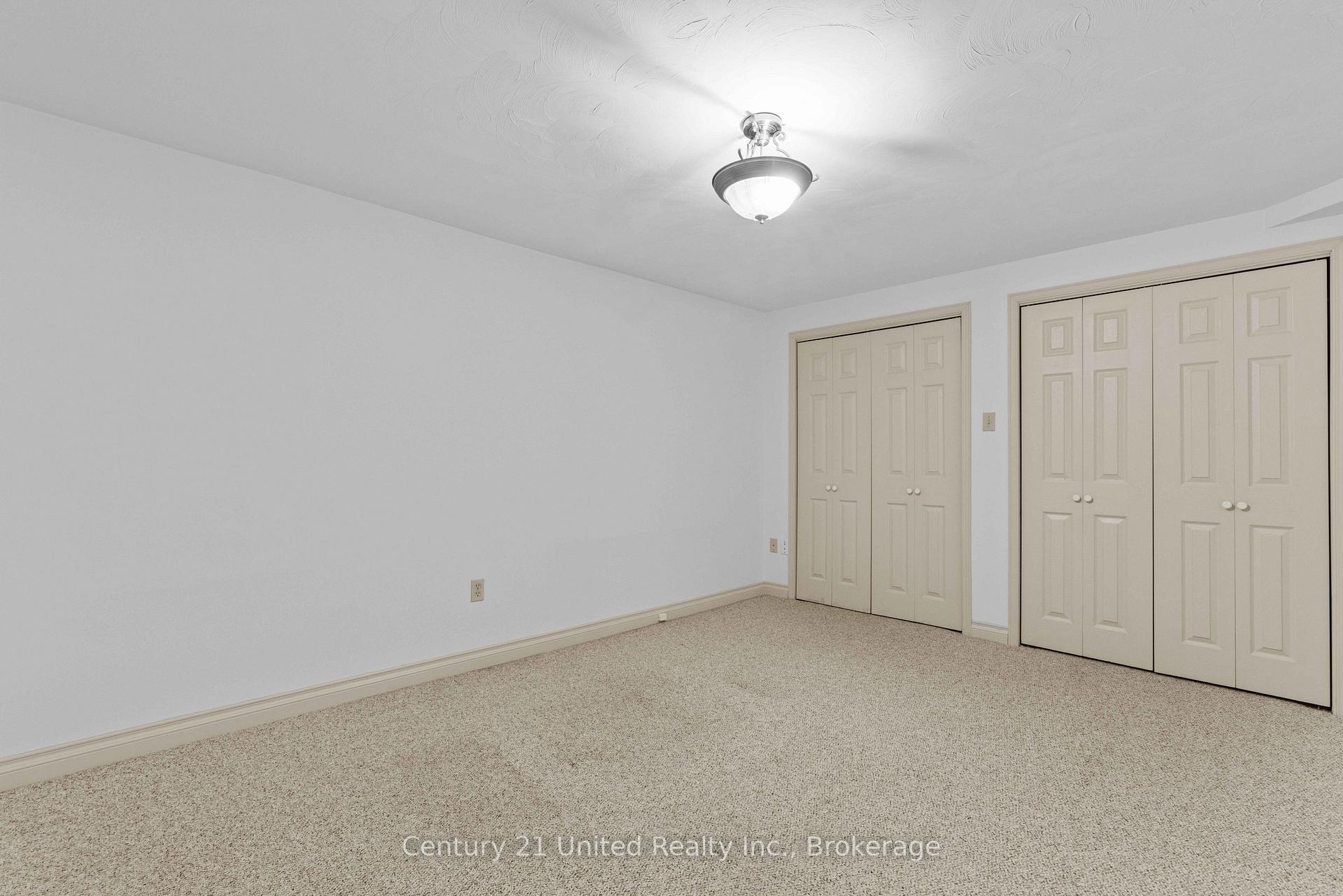 Photo 43 of 1203 Royal Drive, Peterborough, Northcrest Ward 5 — HOMEH