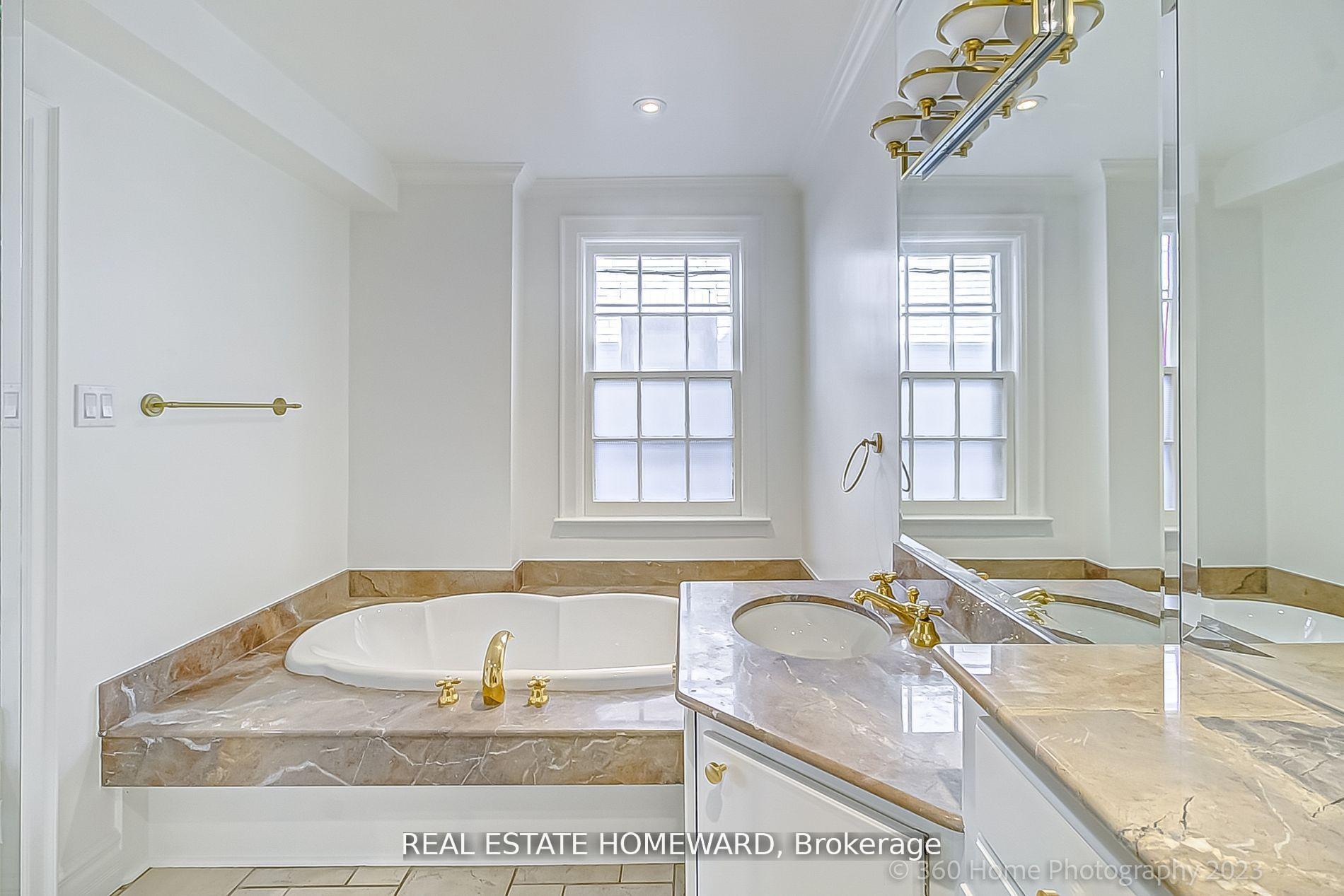 Photo 7 of Unit MAIN, 12 Highbourne Road, Toronto, Yonge-St. Clair — HOMEH