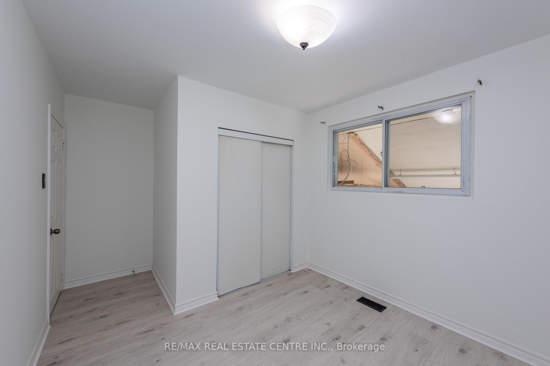 Photo 17 of 45 Autumn Boulevard, Brampton, Avondale — HOMEH