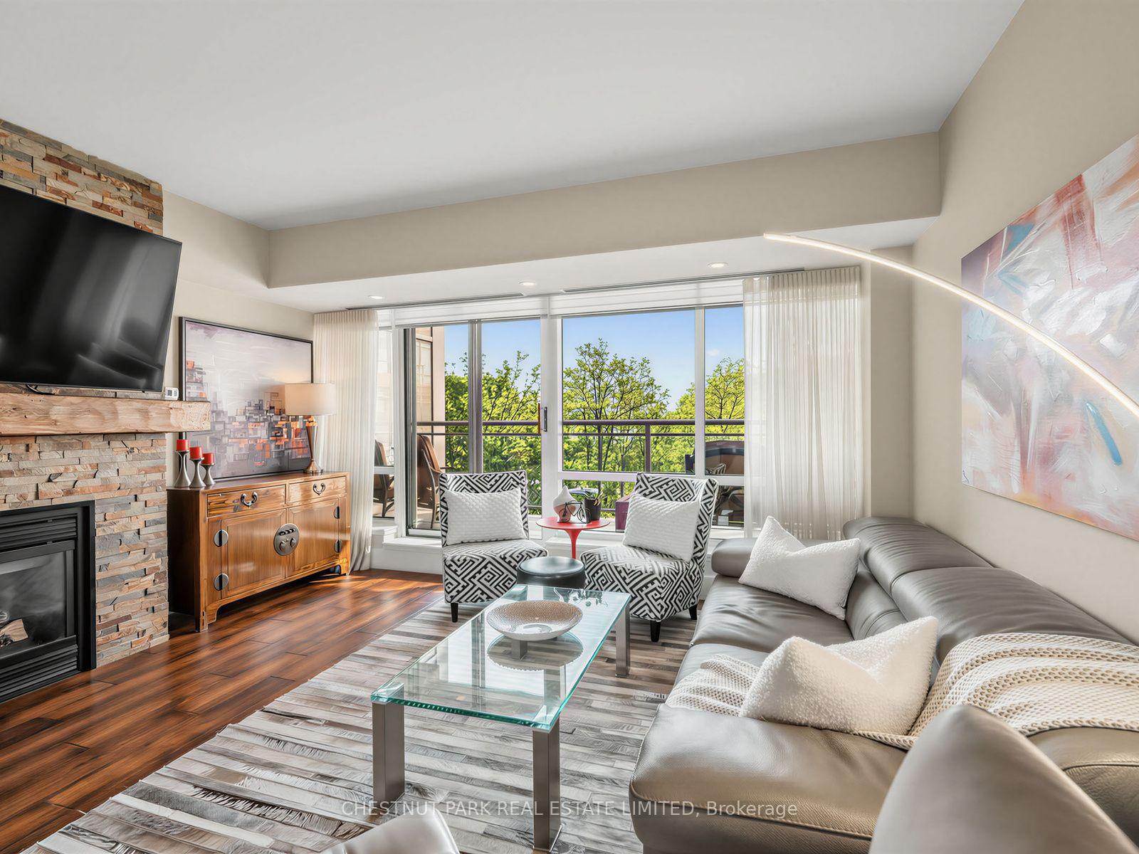 Photo 7 of Unit 318W, 500 Queens Quay, Toronto, Waterfront Communities — HOMEH