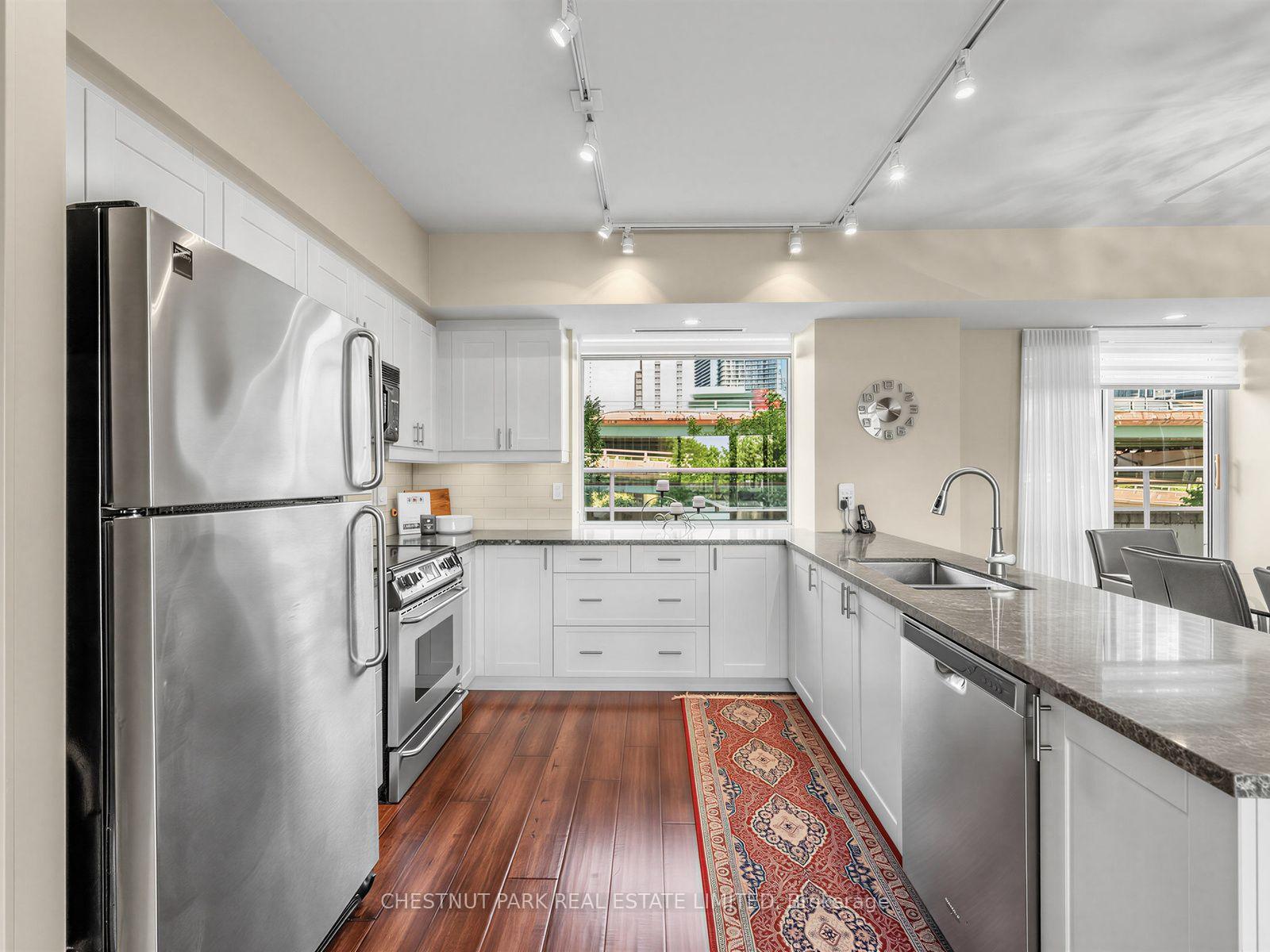 Photo 12 of Unit 318W, 500 Queens Quay, Toronto, Waterfront Communities — HOMEH