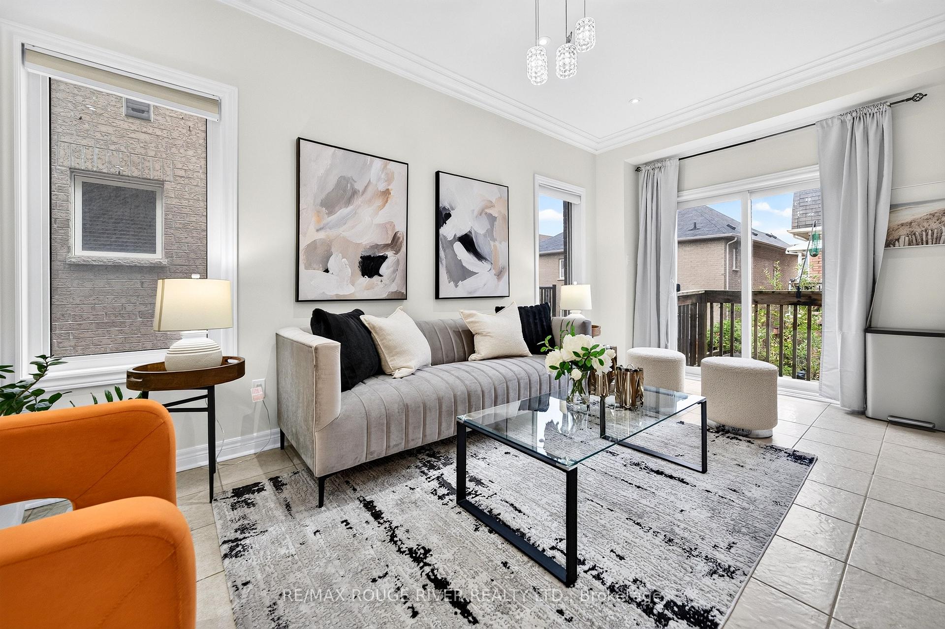 Photo 5 of 1594 Brandy Court, Pickering, Duffin Heights — HOMEH