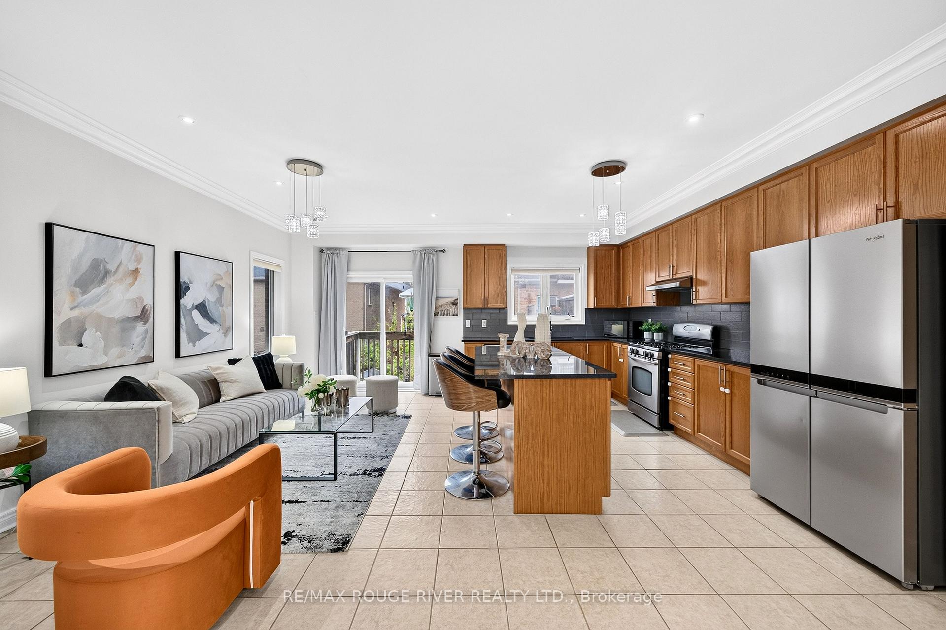 Photo 6 of 1594 Brandy Court, Pickering, Duffin Heights — HOMEH