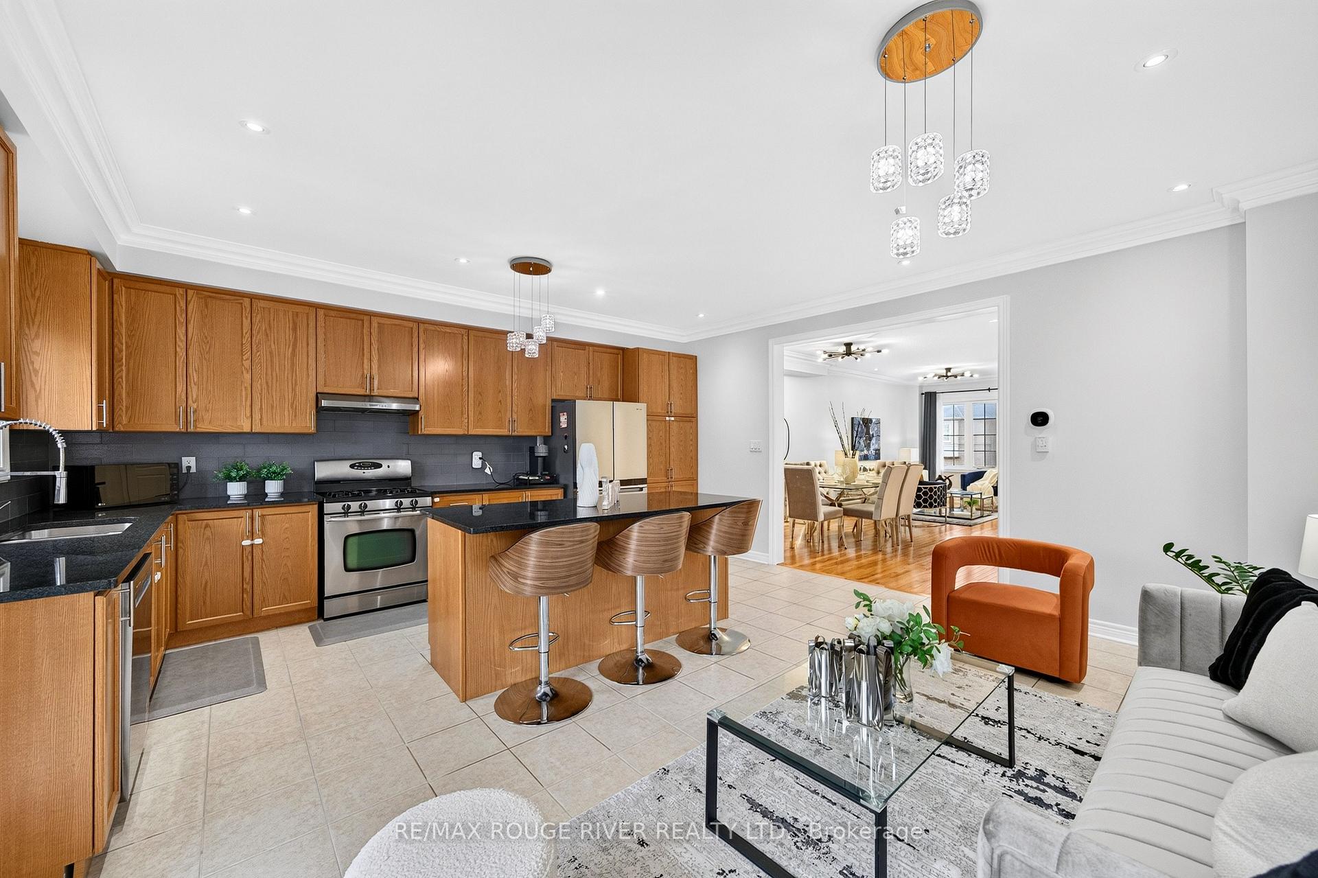 Photo 7 of 1594 Brandy Court, Pickering, Duffin Heights — HOMEH