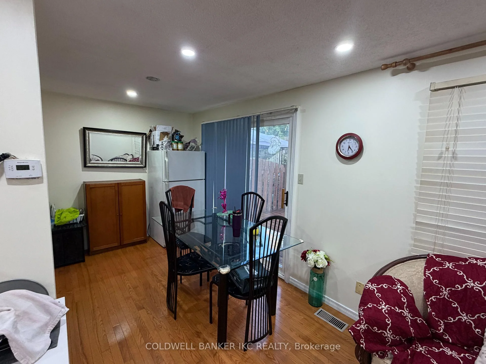 Photo 4 of 19 Grandridge Crescent, Guelph, Willow West/Sugarbush/West Acres — HOMEH