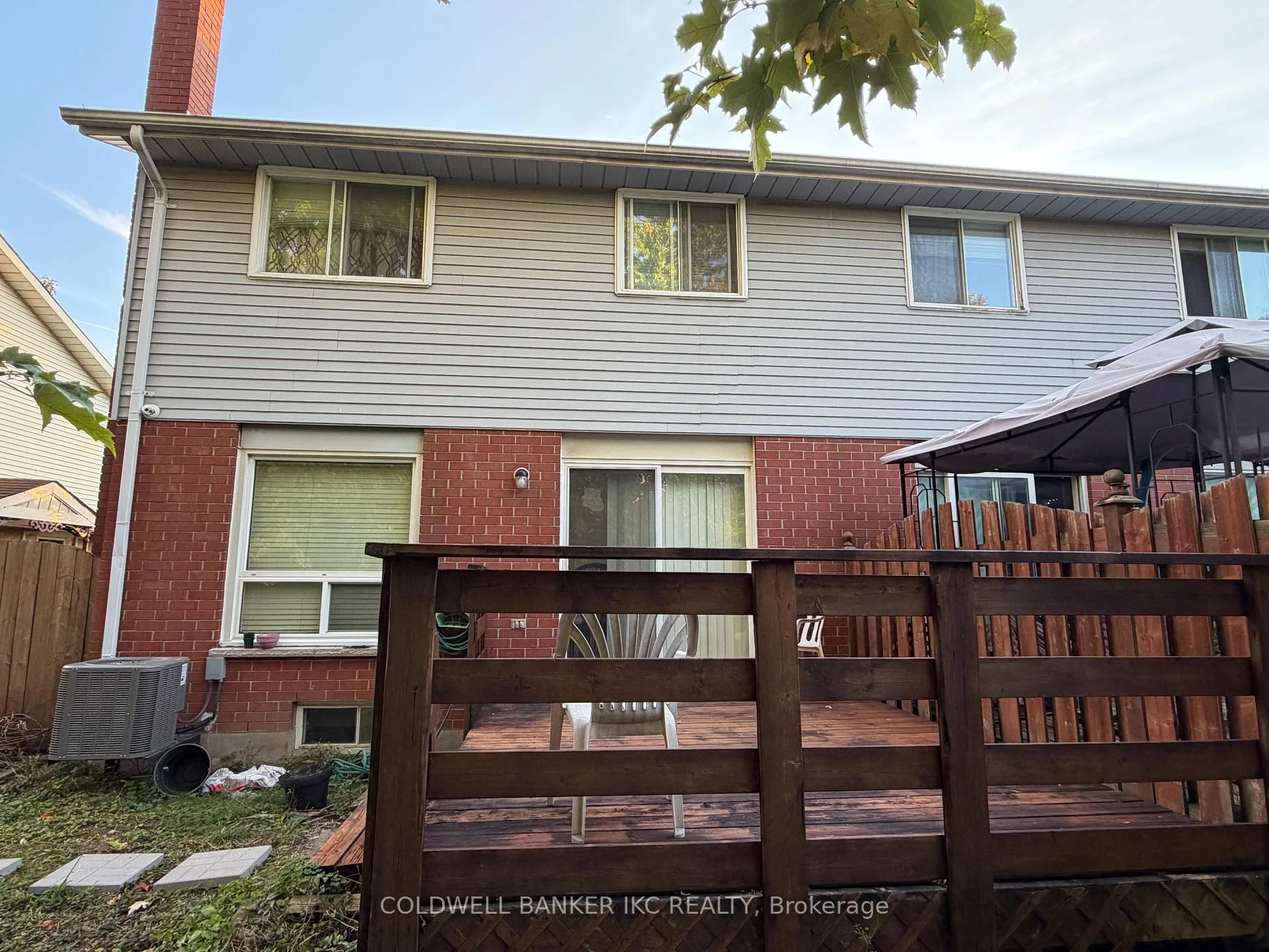 Photo 6 of 19 Grandridge Crescent, Guelph, Willow West/Sugarbush/West Acres — HOMEH