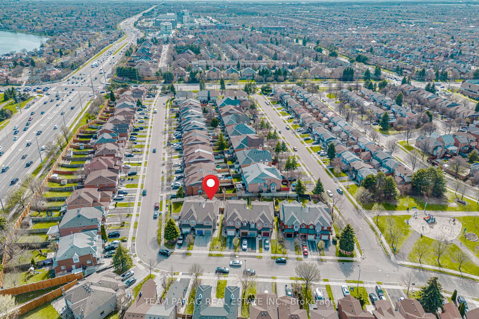 Photo 34 of 25 Ural Circle, Brampton, Sandringham-Wellington — HOMEH