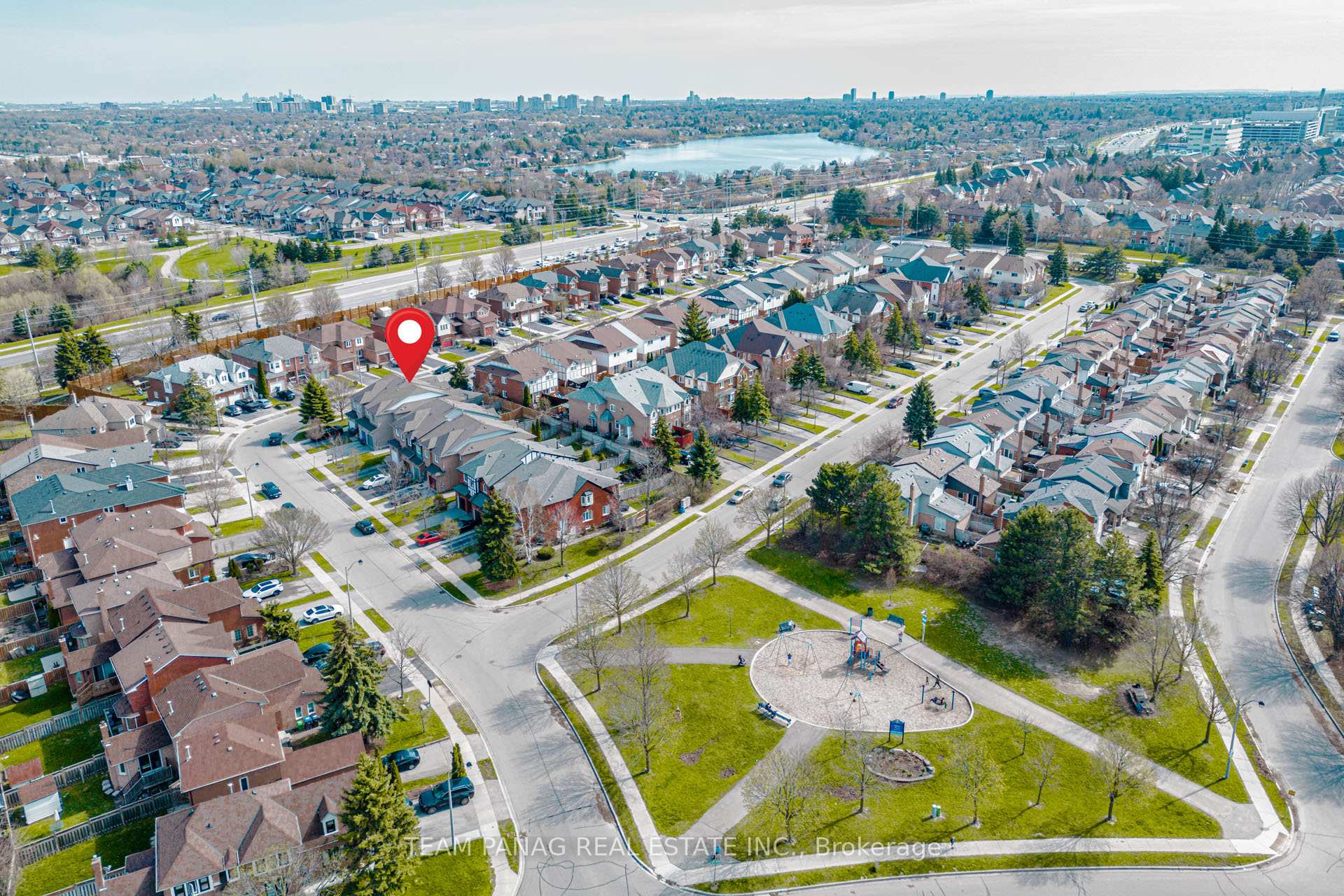 Photo 35 of 25 Ural Circle, Brampton, Sandringham-Wellington — HOMEH