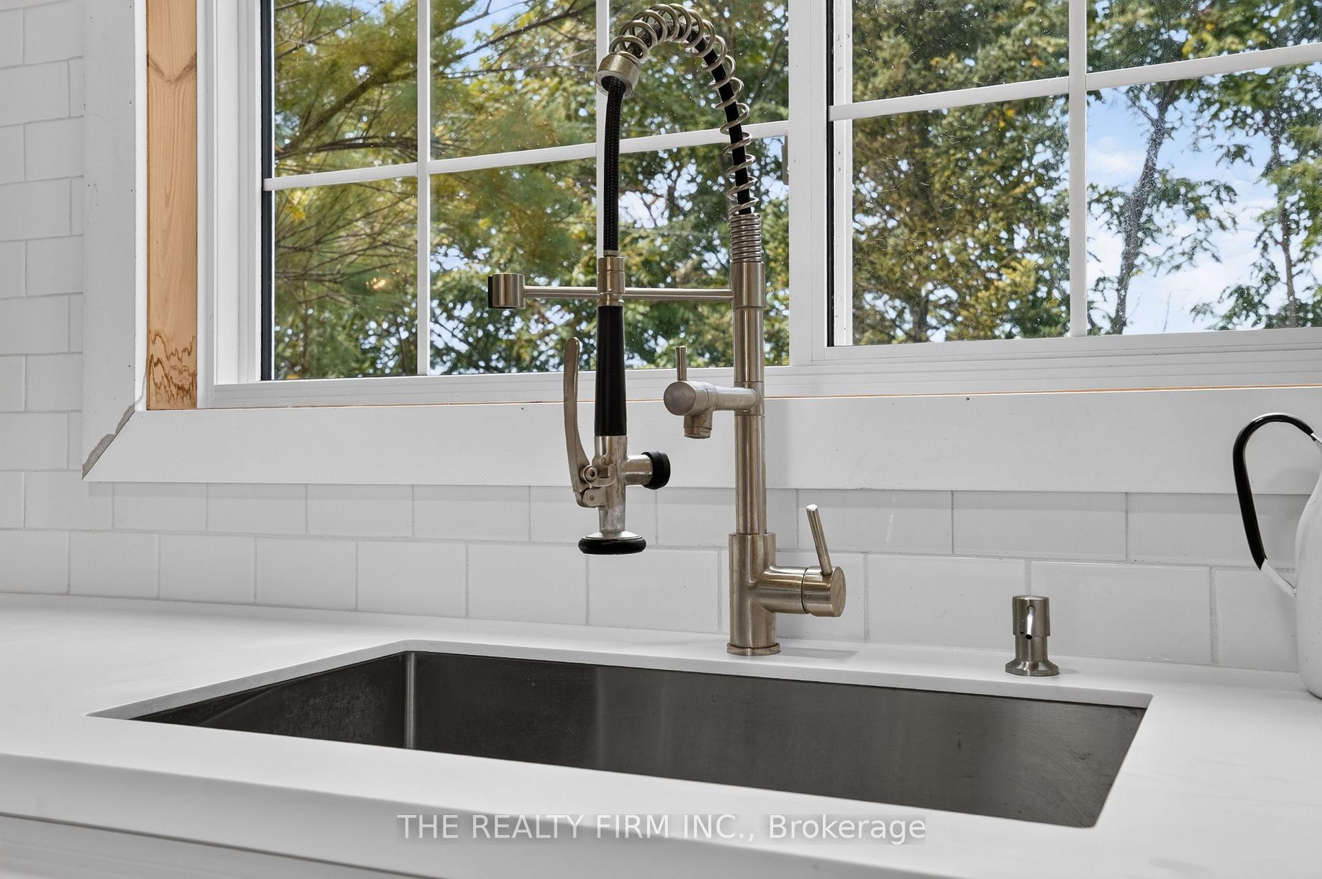 Photo 15 of 695 Cameron Road, Dawn-Euphemia, Dawn Euphemia — HOMEH