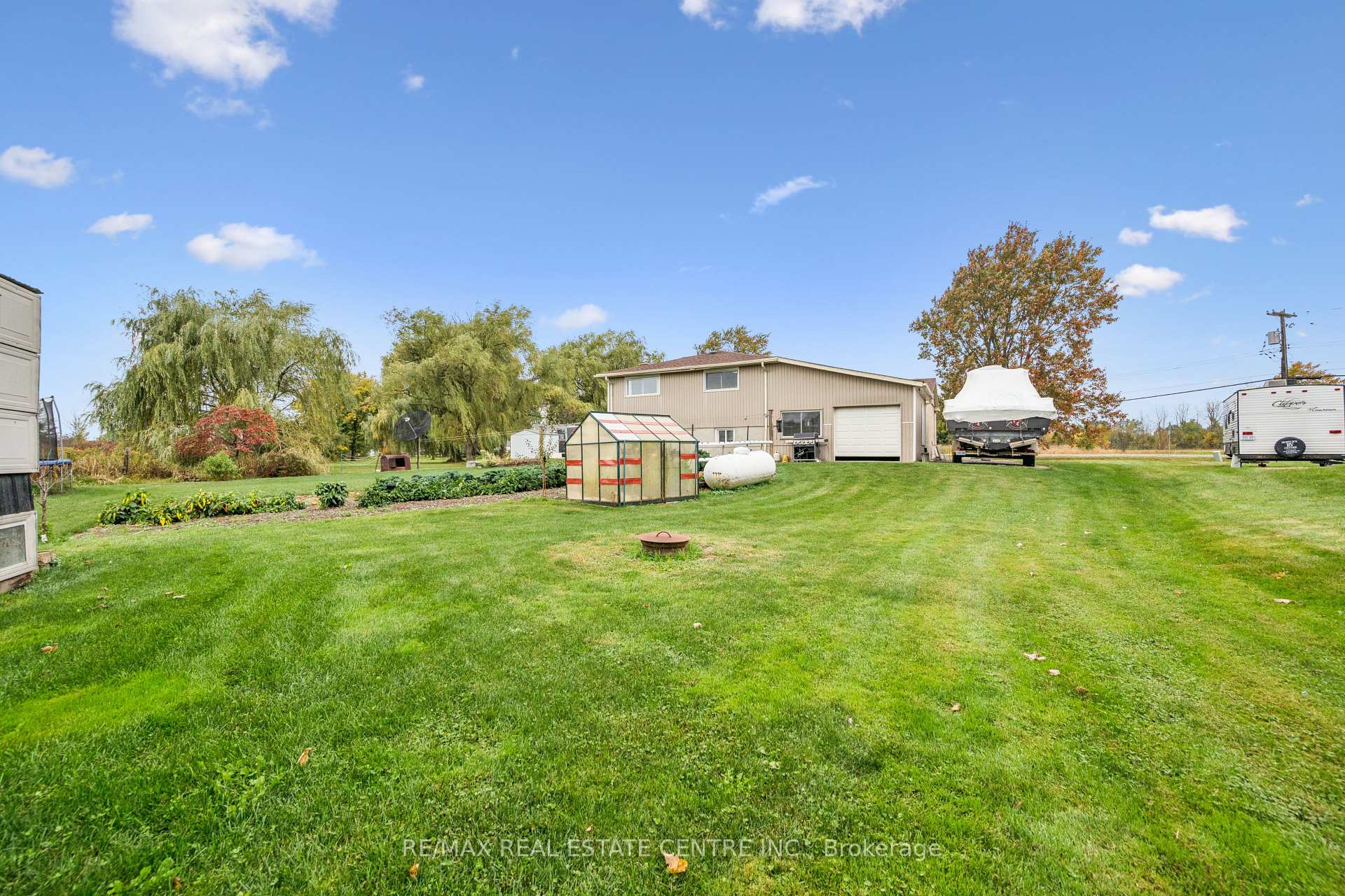 Photo 33 of 1211 Old 8 Highway, Hamilton, Rural Flamborough — HOMEH