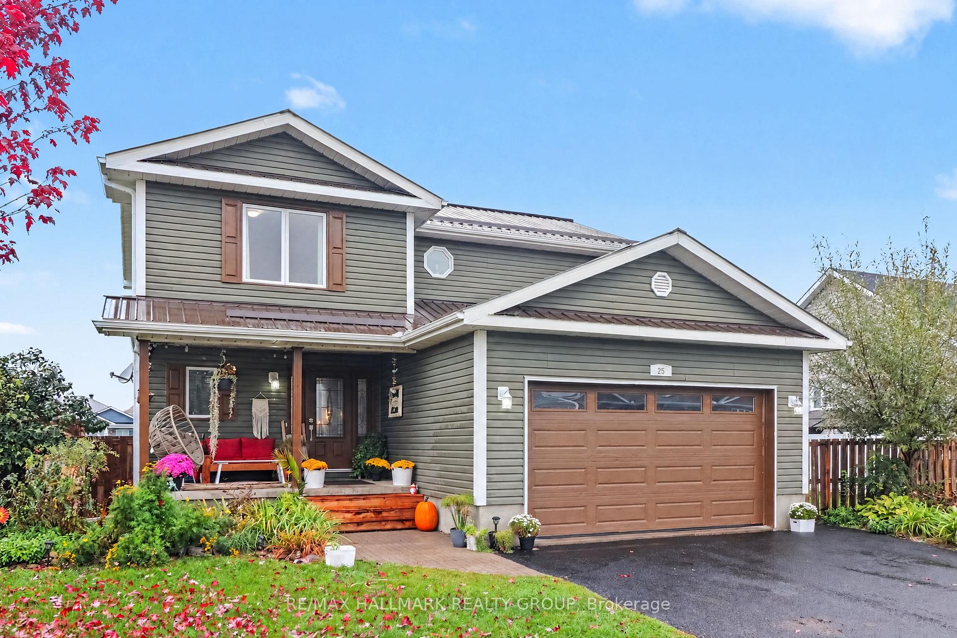 Photo 2 of 25 Tabitha Cres, North Dundas, Chesterville — HOMEH