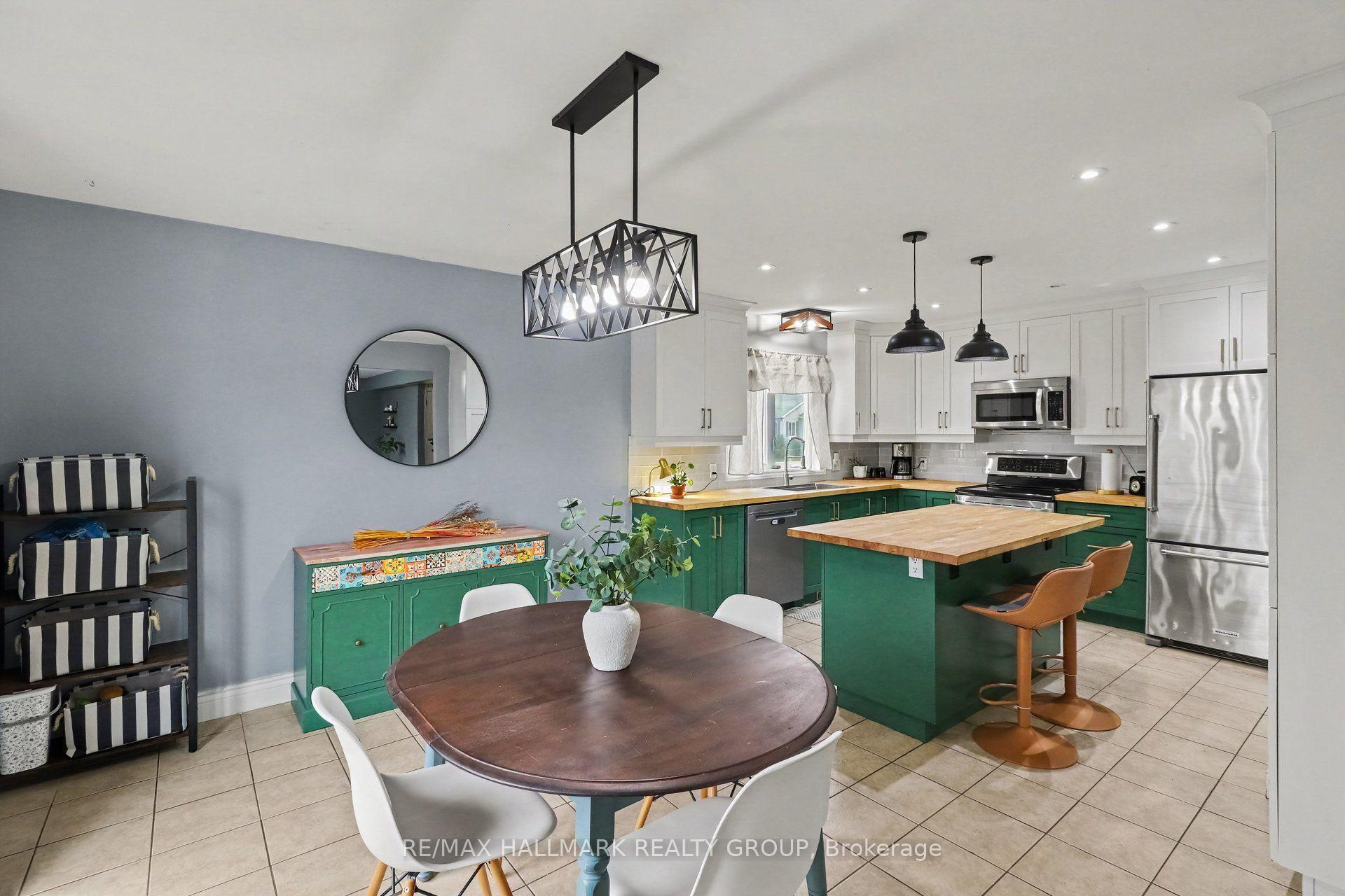 Photo 9 of 25 Tabitha Cres, North Dundas, Chesterville — HOMEH
