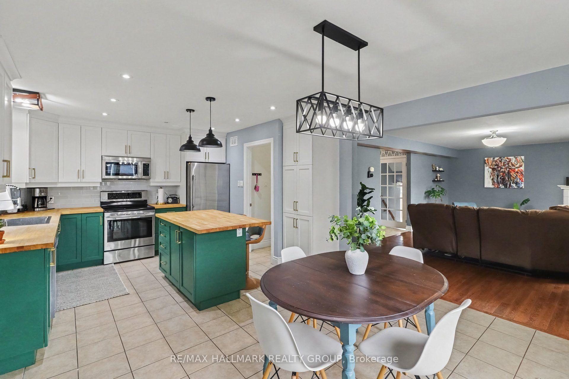 Photo 10 of 25 Tabitha Cres, North Dundas, Chesterville — HOMEH