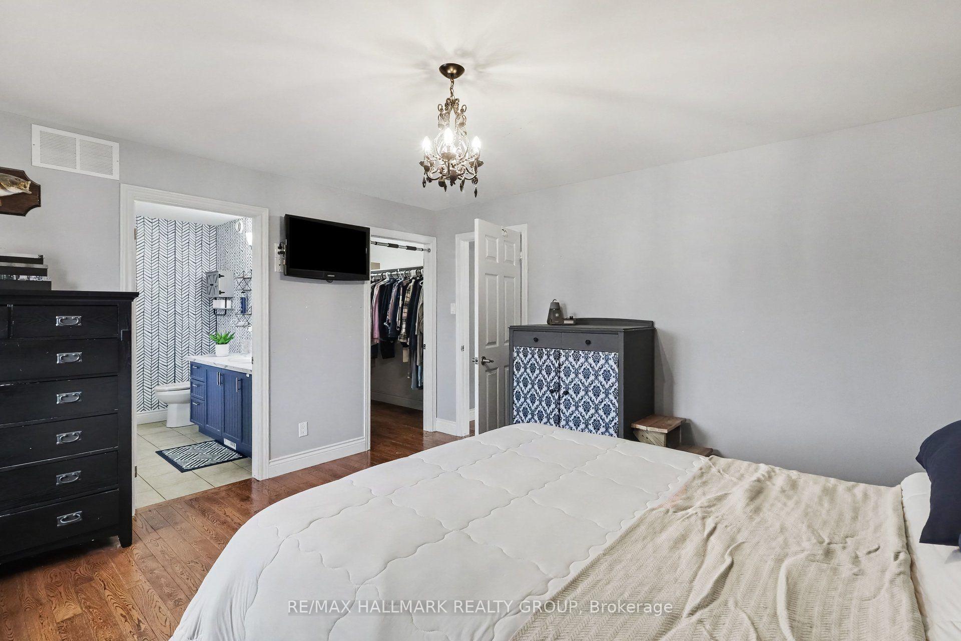 Photo 17 of 25 Tabitha Cres, North Dundas, Chesterville — HOMEH