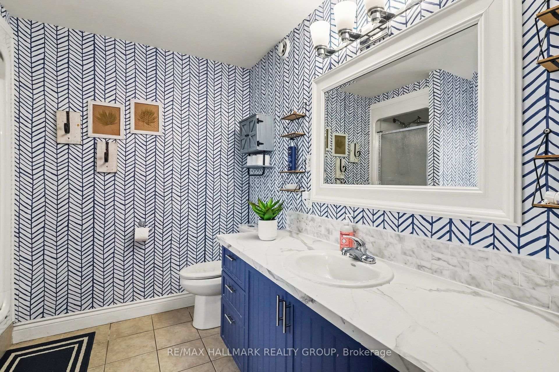 Photo 19 of 25 Tabitha Cres, North Dundas, Chesterville — HOMEH