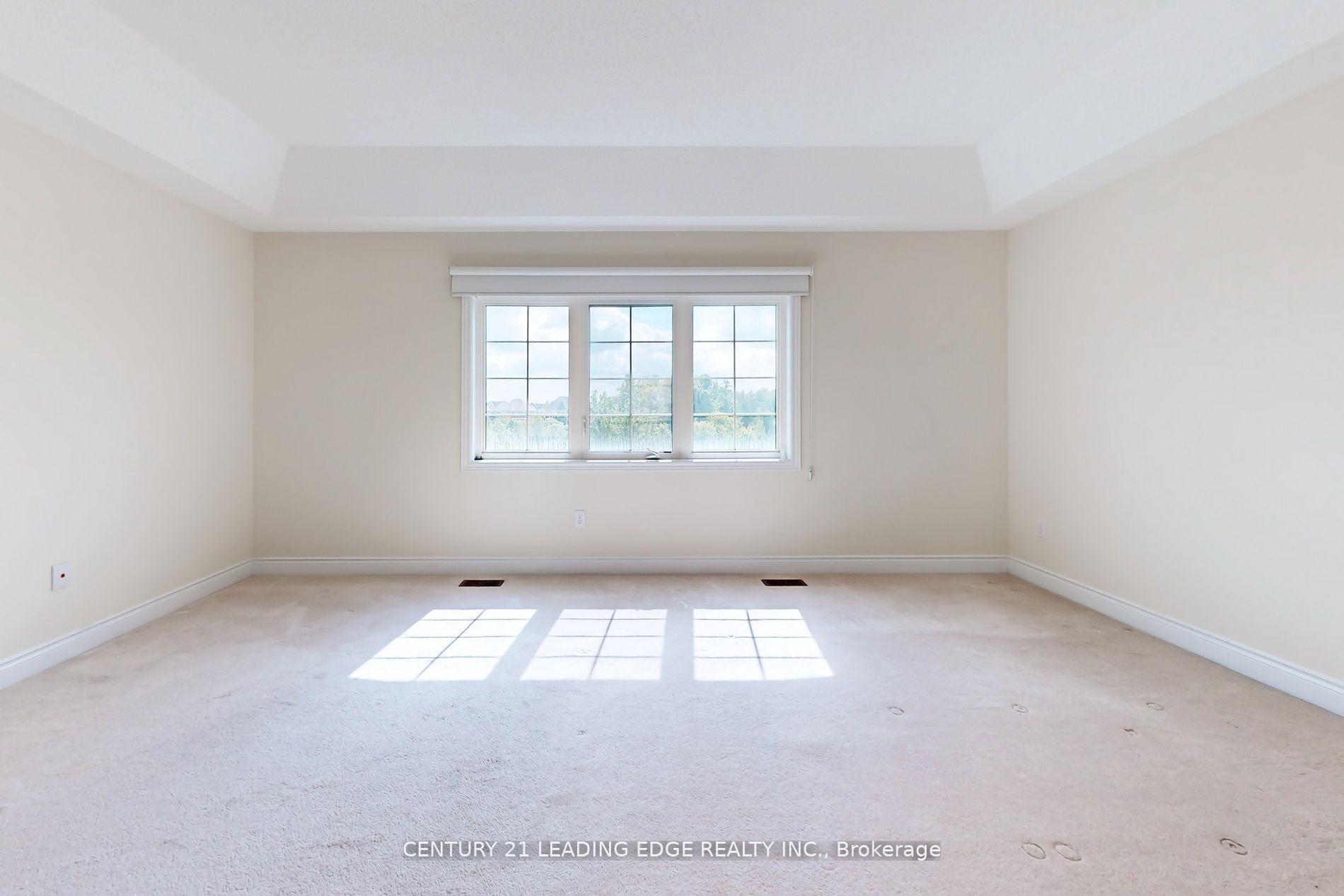 Photo 16 of 49 Gallant Place, Vaughan, Vellore Village — HOMEH