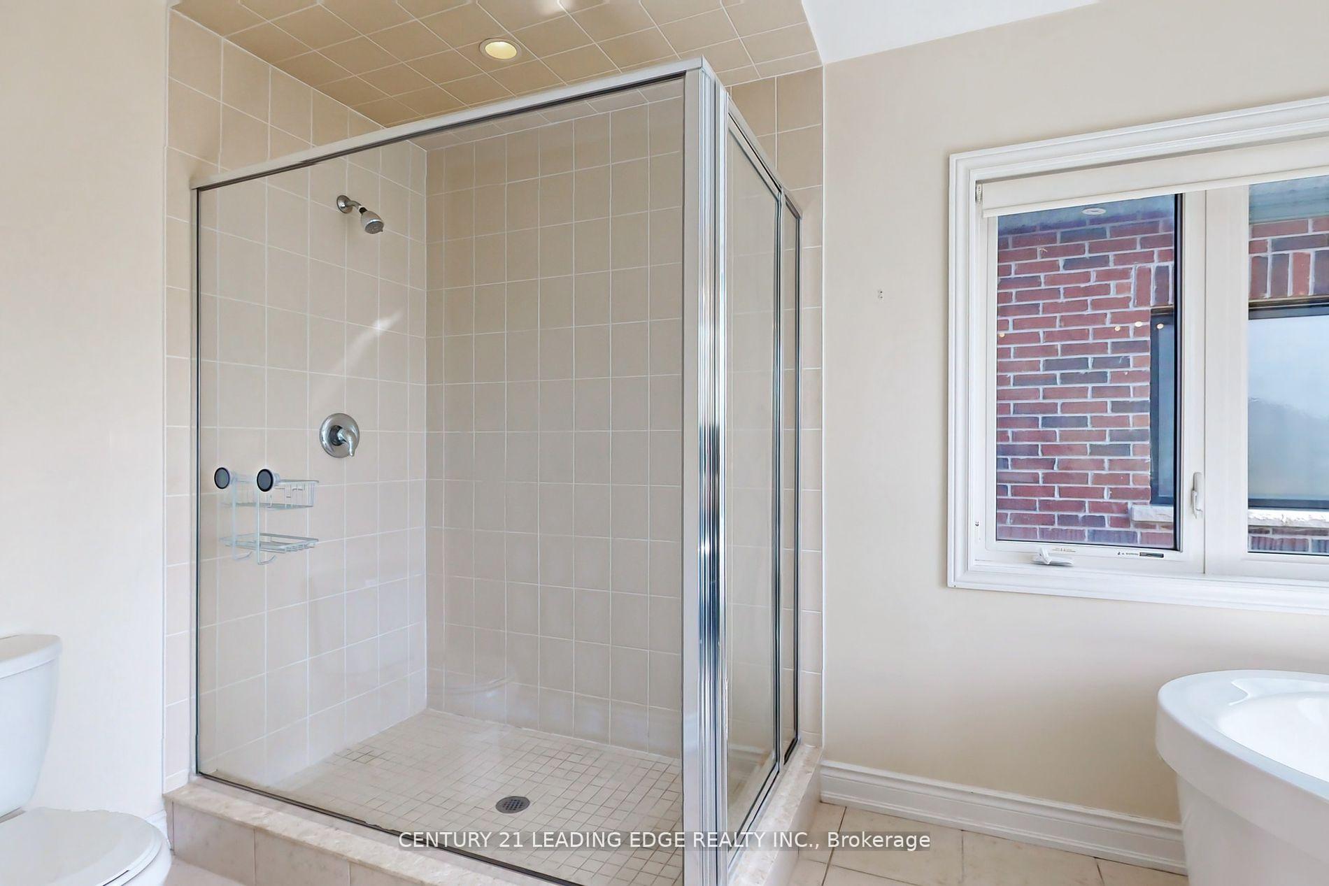 Photo 20 of 49 Gallant Place, Vaughan, Vellore Village — HOMEH