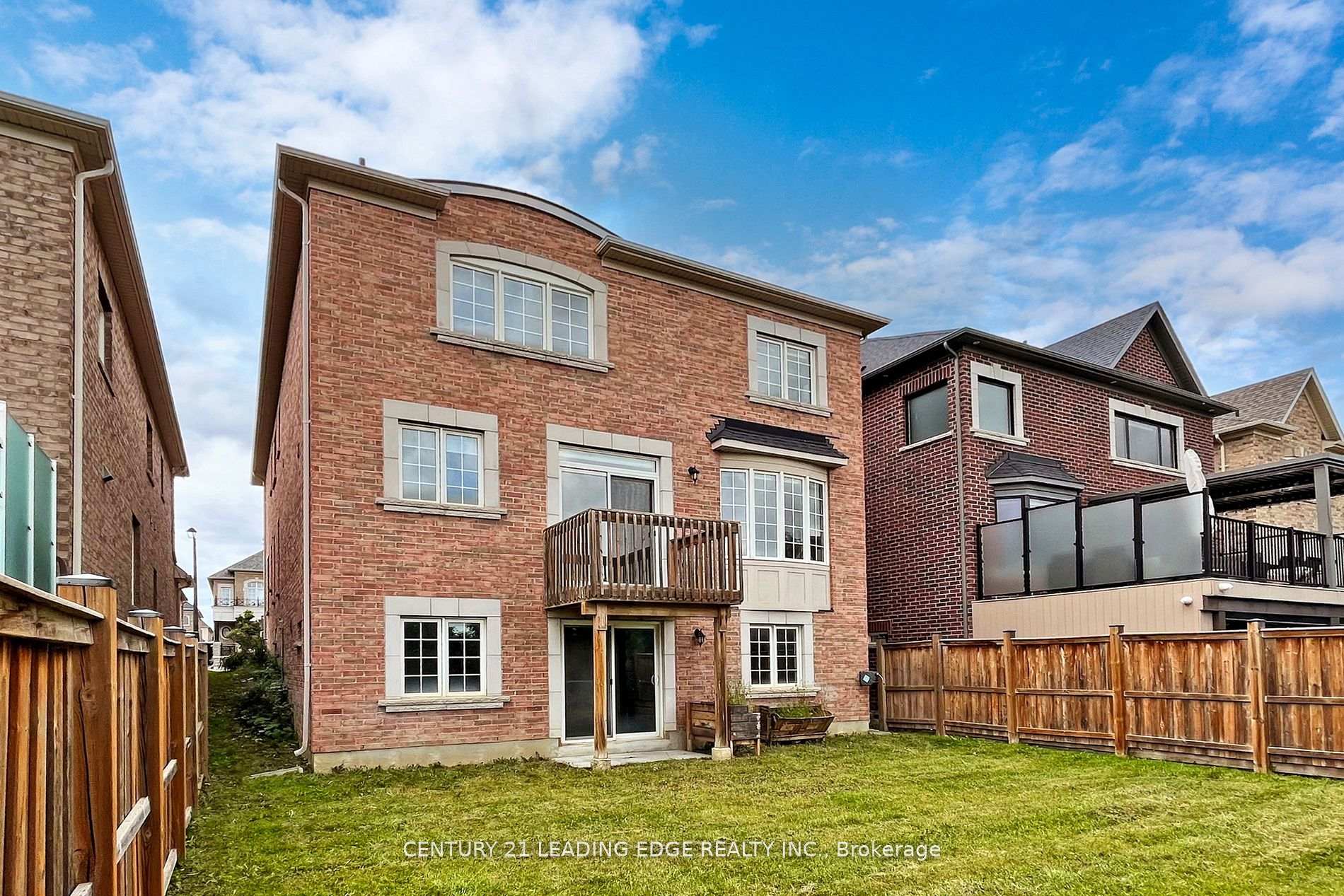 Photo 40 of 49 Gallant Place, Vaughan, Vellore Village — HOMEH