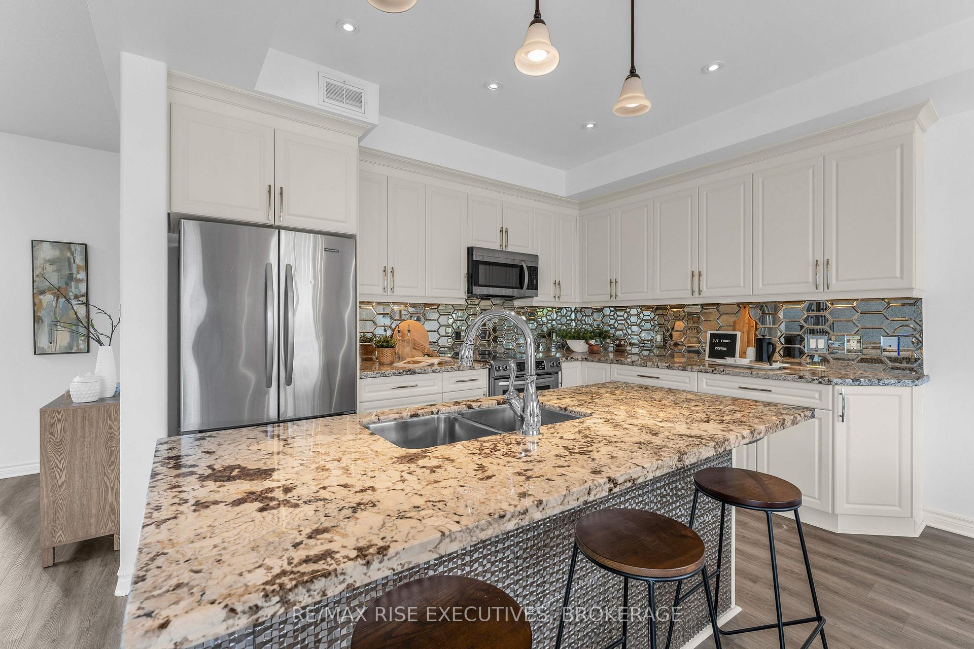 Photo 11 of 1704 Reginald Bart Drive, Kingston, Kingston East (Incl Barret Crt) — HOMEH