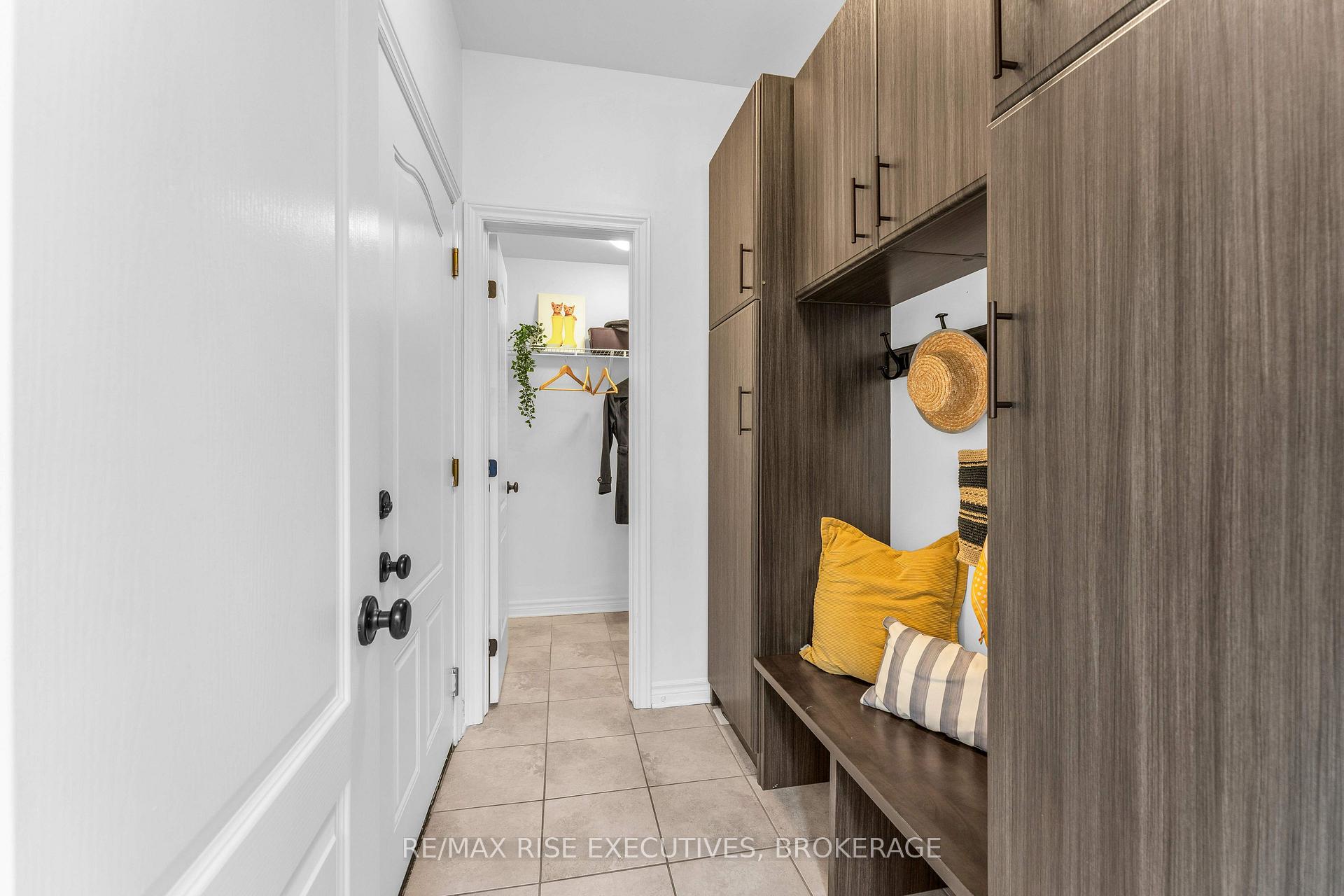 Photo 16 of 1704 Reginald Bart Drive, Kingston, Kingston East (Incl Barret Crt) — HOMEH
