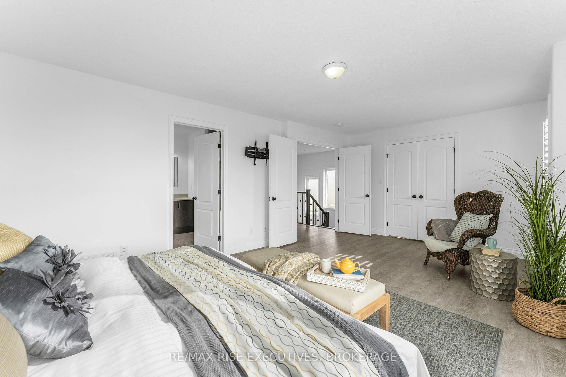 Photo 21 of 1704 Reginald Bart Drive, Kingston, Kingston East (Incl Barret Crt) — HOMEH