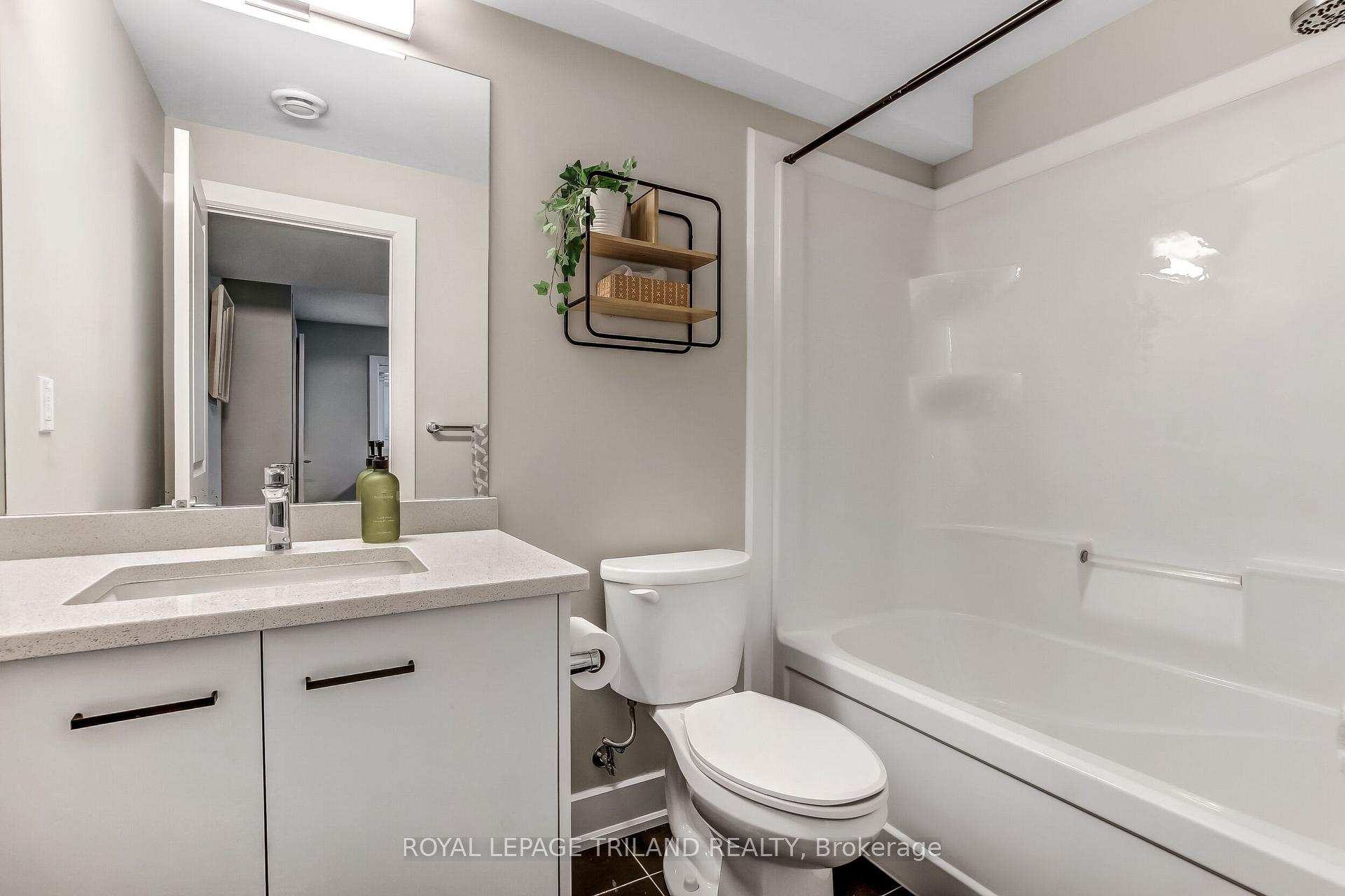 Photo 8 of Unit 62, 601 Lions Park Drive, Strathroy-Caradoc, Mount Brydges — HOMEH