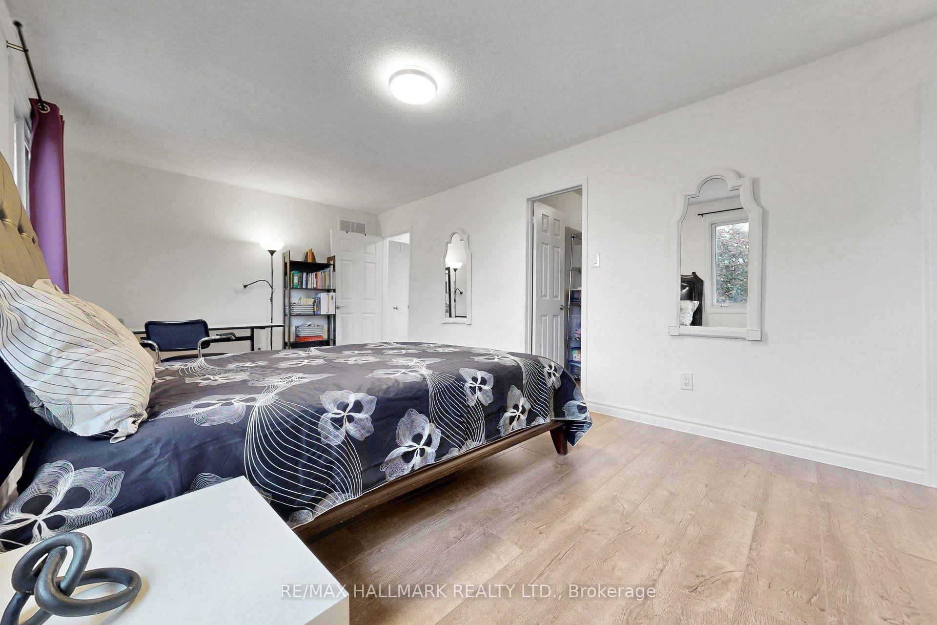 Photo 22 of 22 Pining Road, Markham, Aileen-Willowbrook — HOMEH