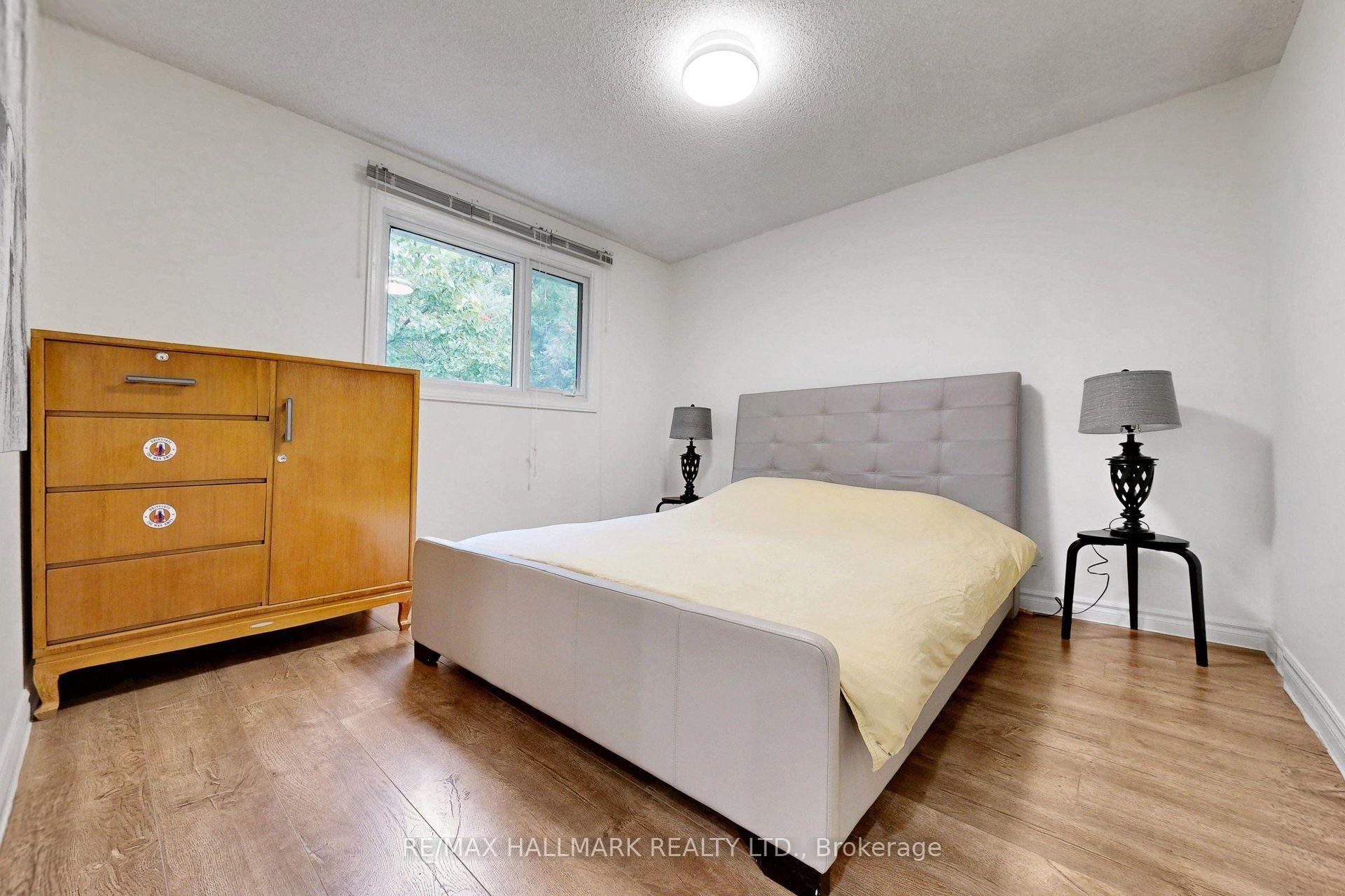 Photo 24 of 22 Pining Road, Markham, Aileen-Willowbrook — HOMEH