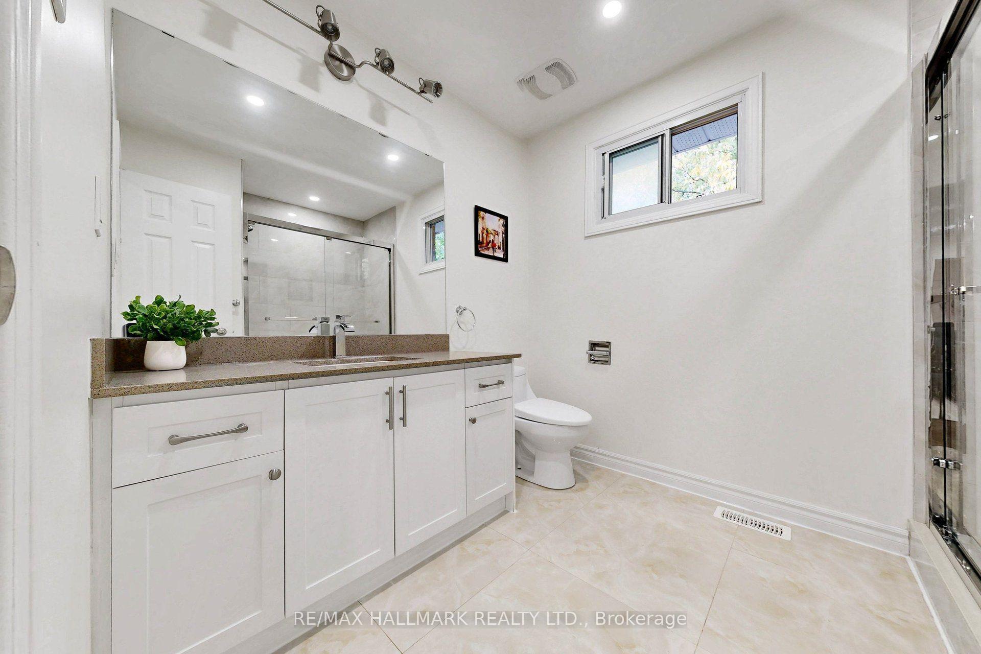 Photo 25 of 22 Pining Road, Markham, Aileen-Willowbrook — HOMEH