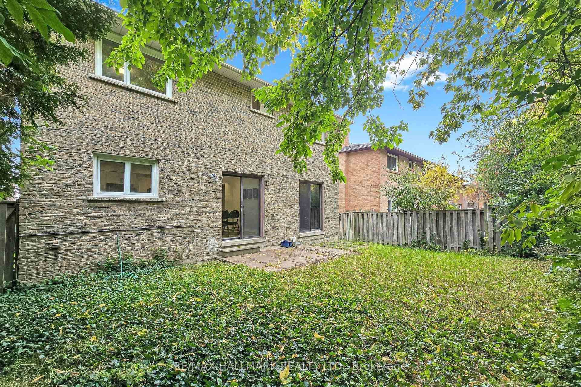 Photo 36 of 22 Pining Road, Markham, Aileen-Willowbrook — HOMEH