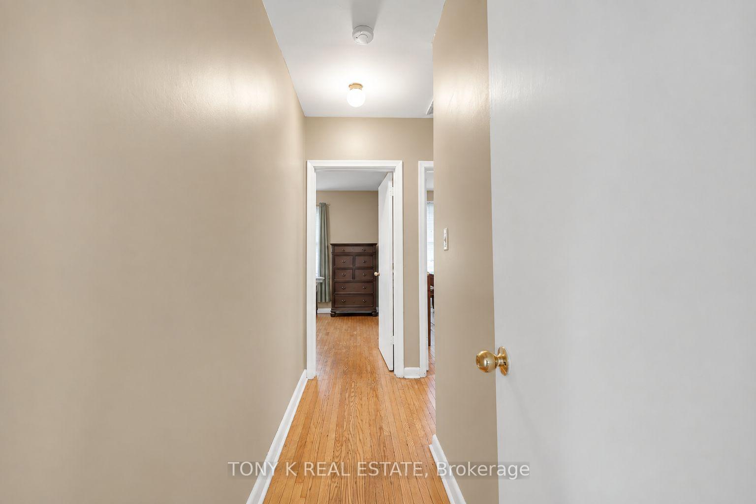 Photo 9 of 102 Haileybury Drive, Scarborough, Bendale — HOMEH