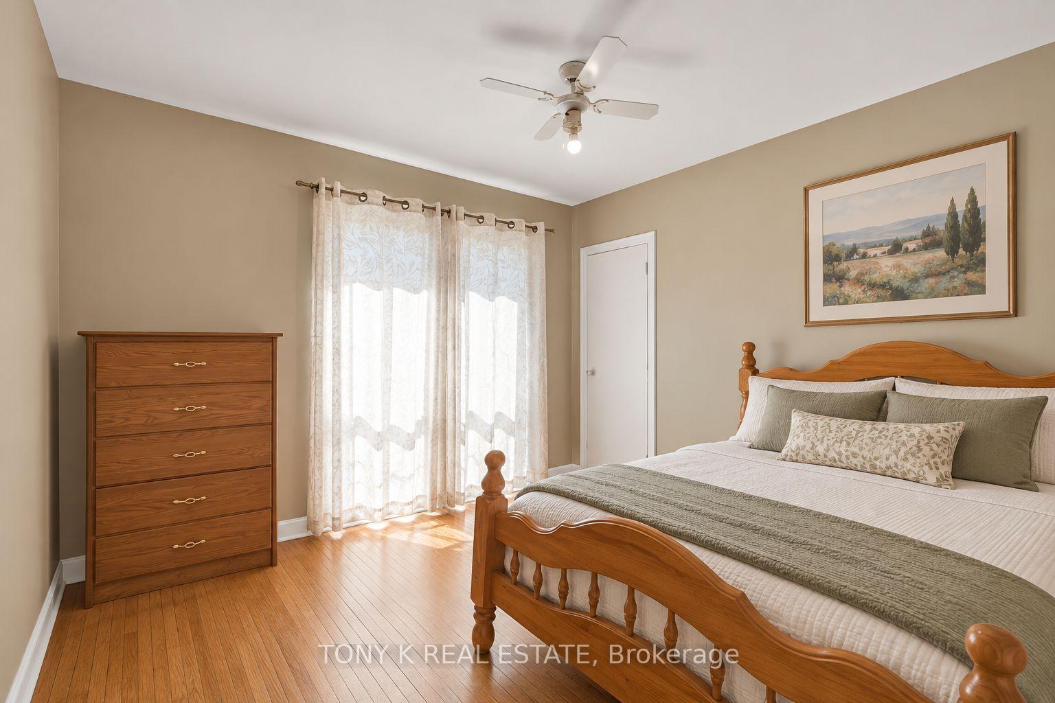 Photo 10 of 102 Haileybury Drive, Scarborough, Bendale — HOMEH