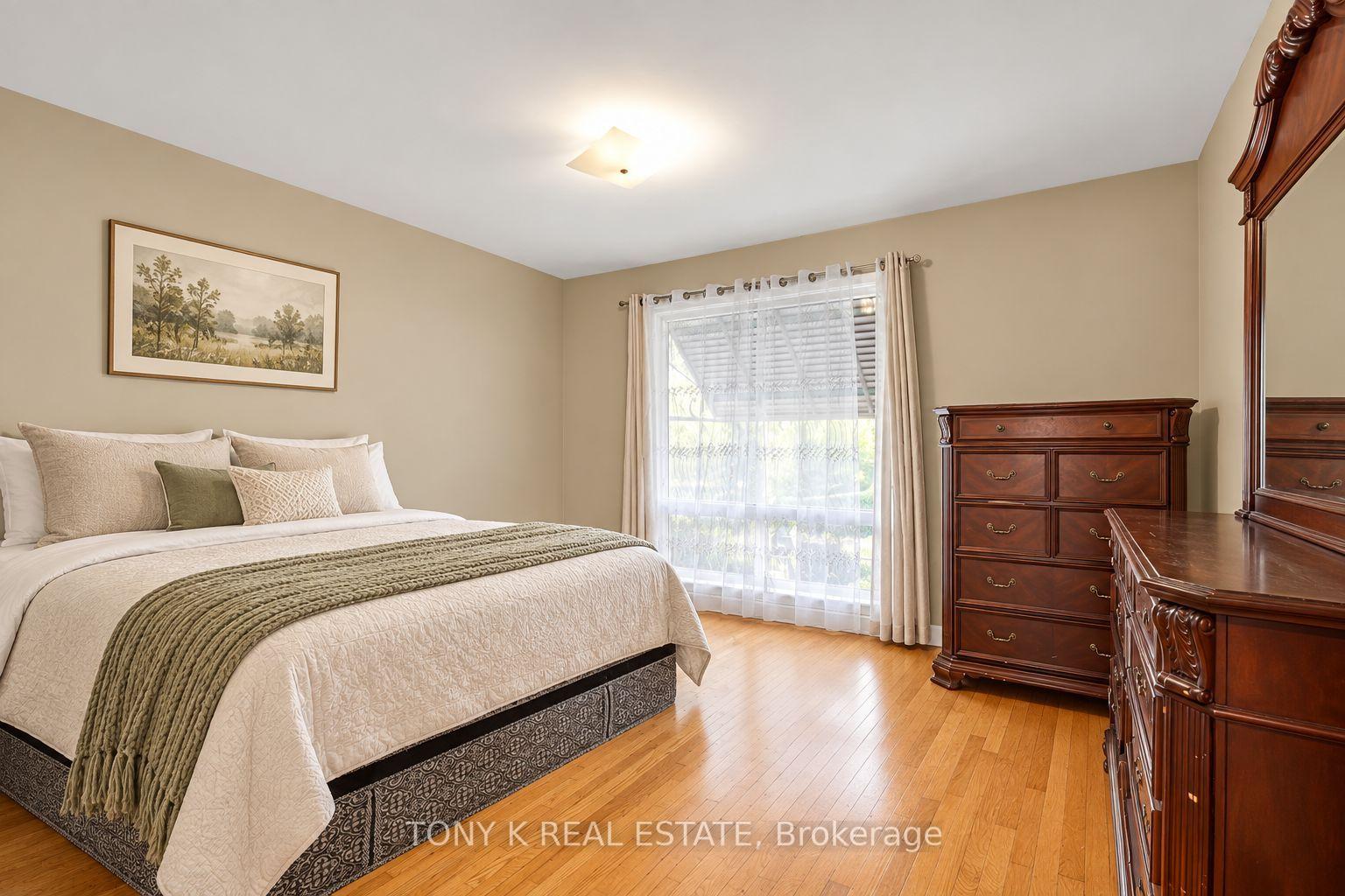 Photo 11 of 102 Haileybury Drive, Scarborough, Bendale — HOMEH