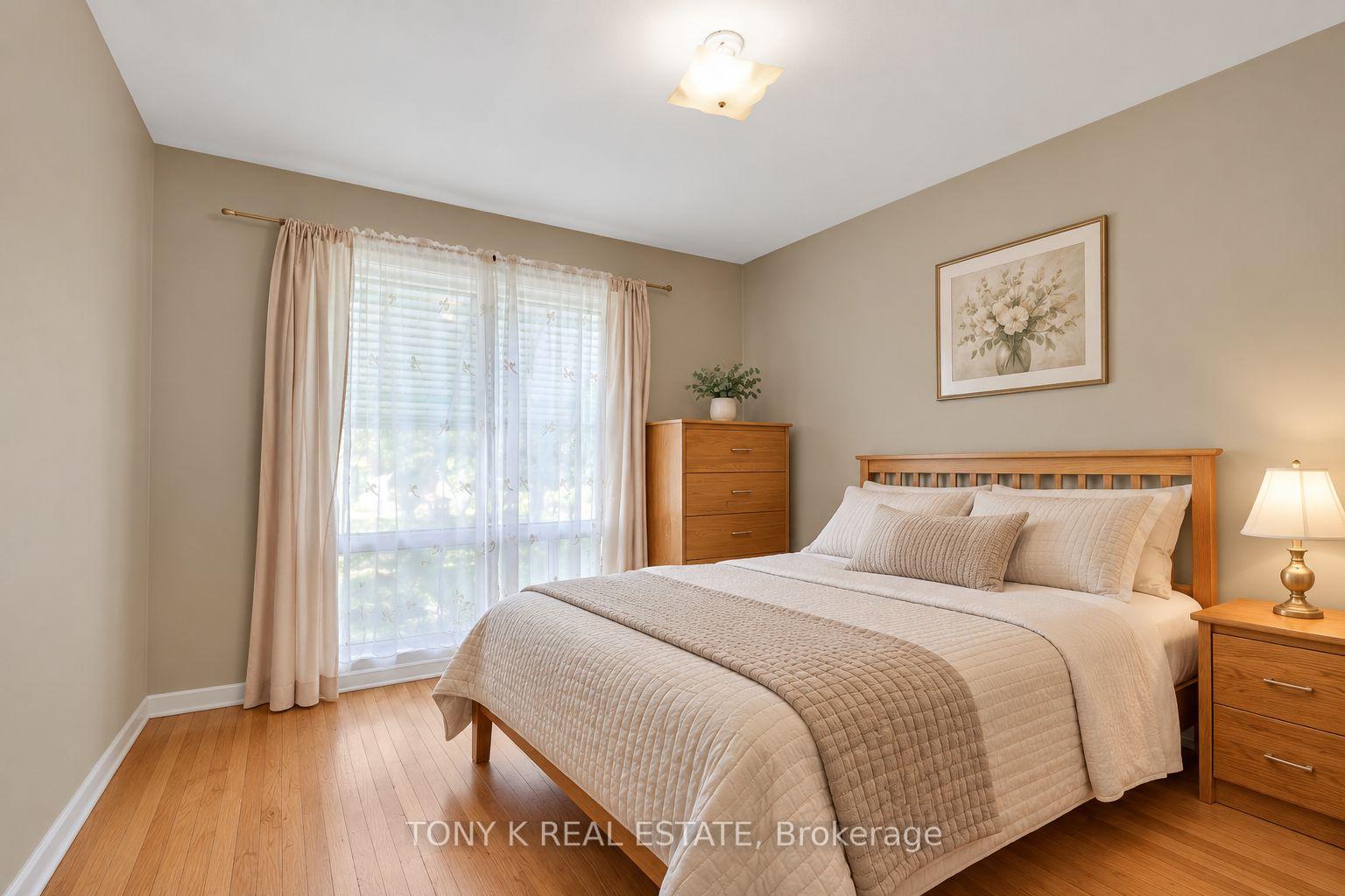 Photo 12 of 102 Haileybury Drive, Scarborough, Bendale — HOMEH